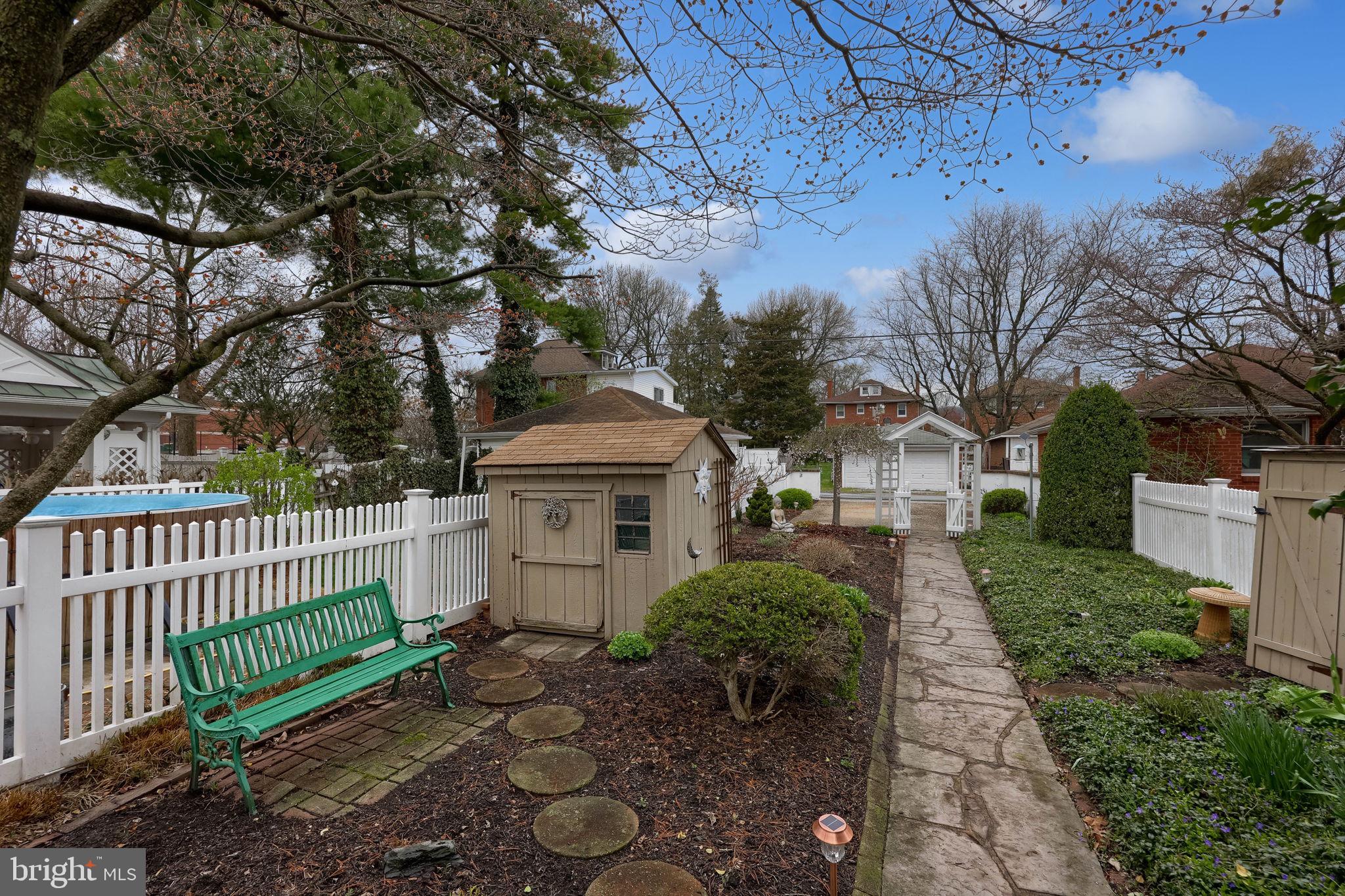 COLUMBIA - Residential