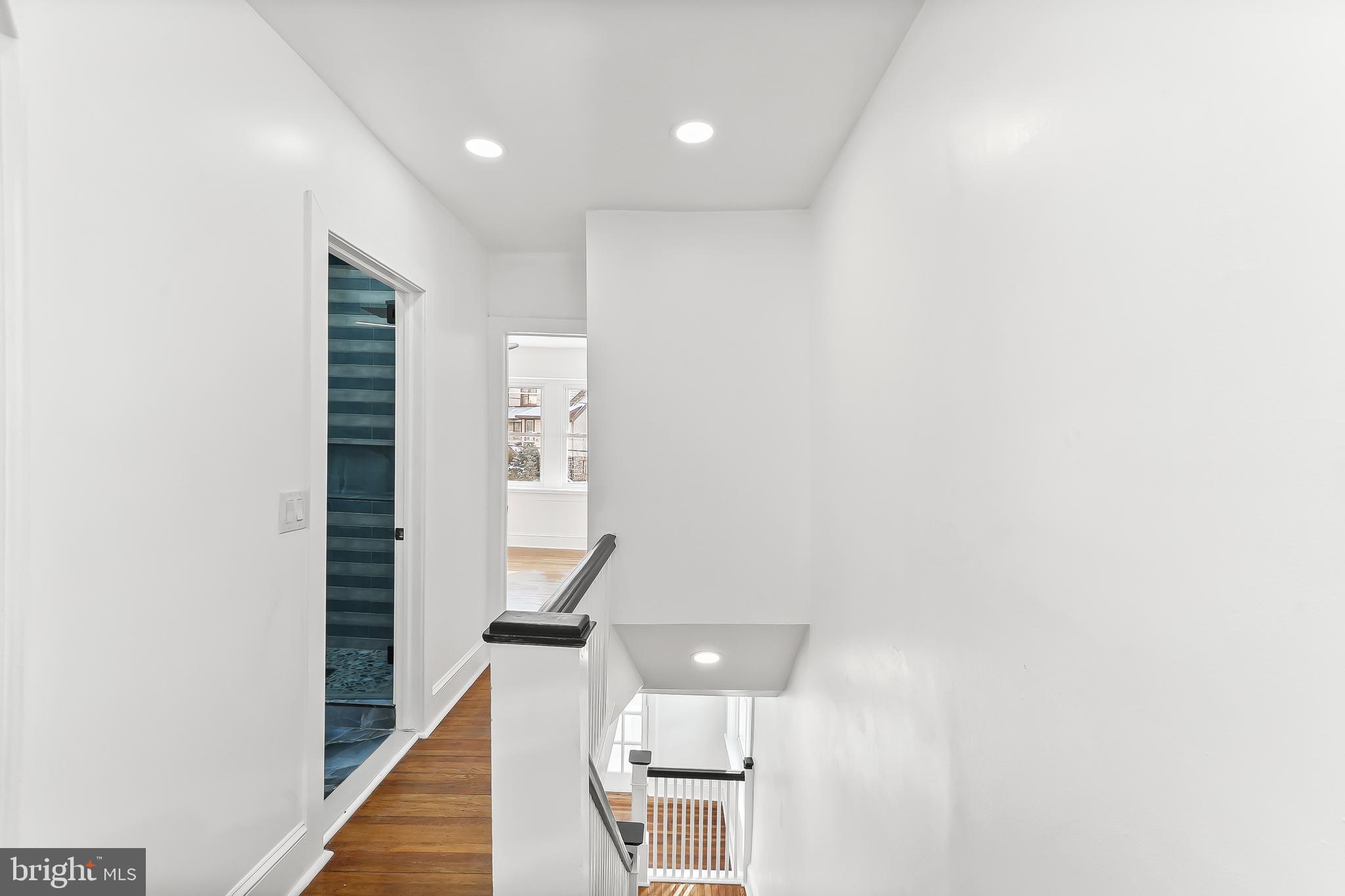 OVERBROOK - Residential