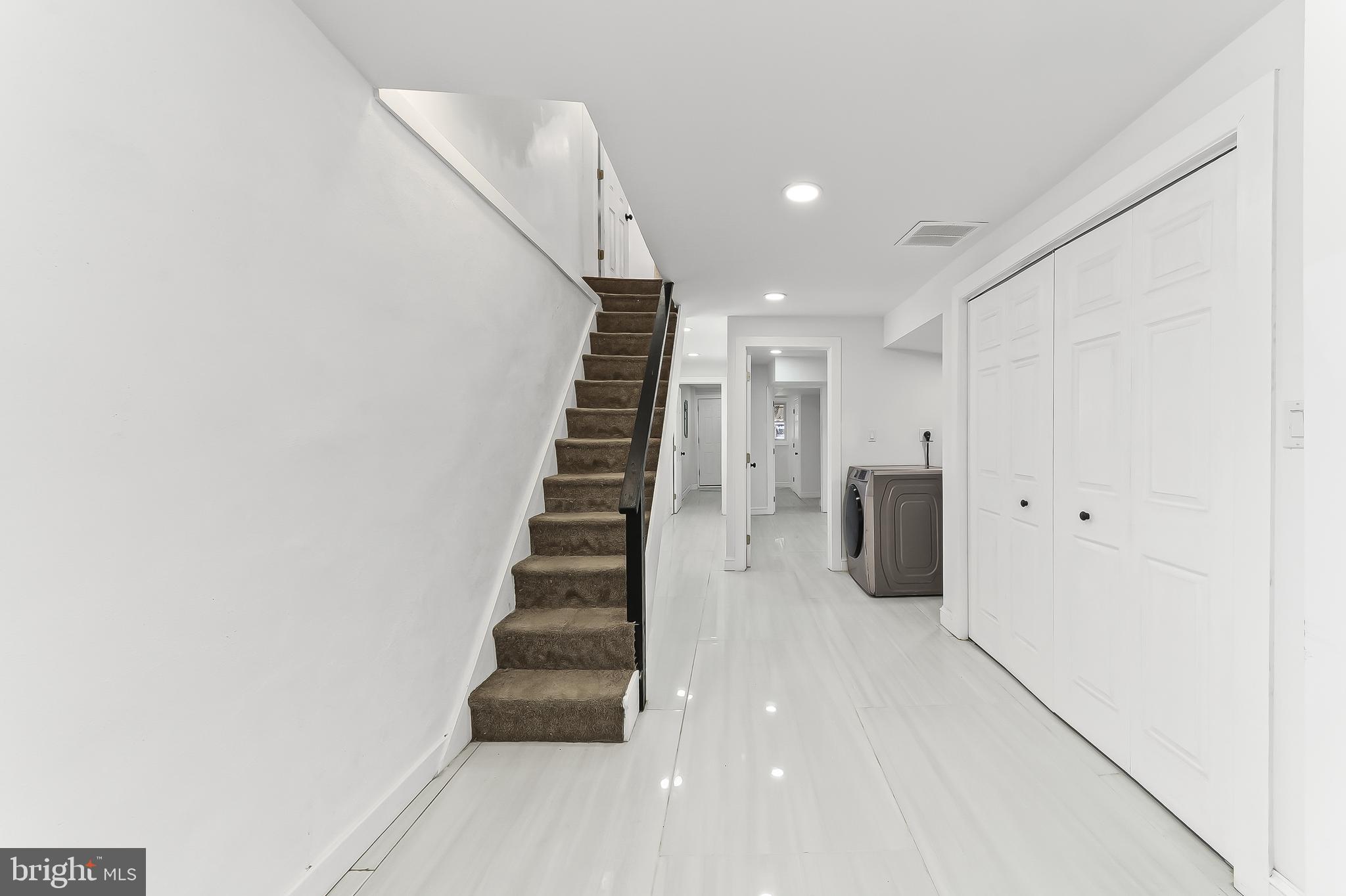 OVERBROOK - Residential