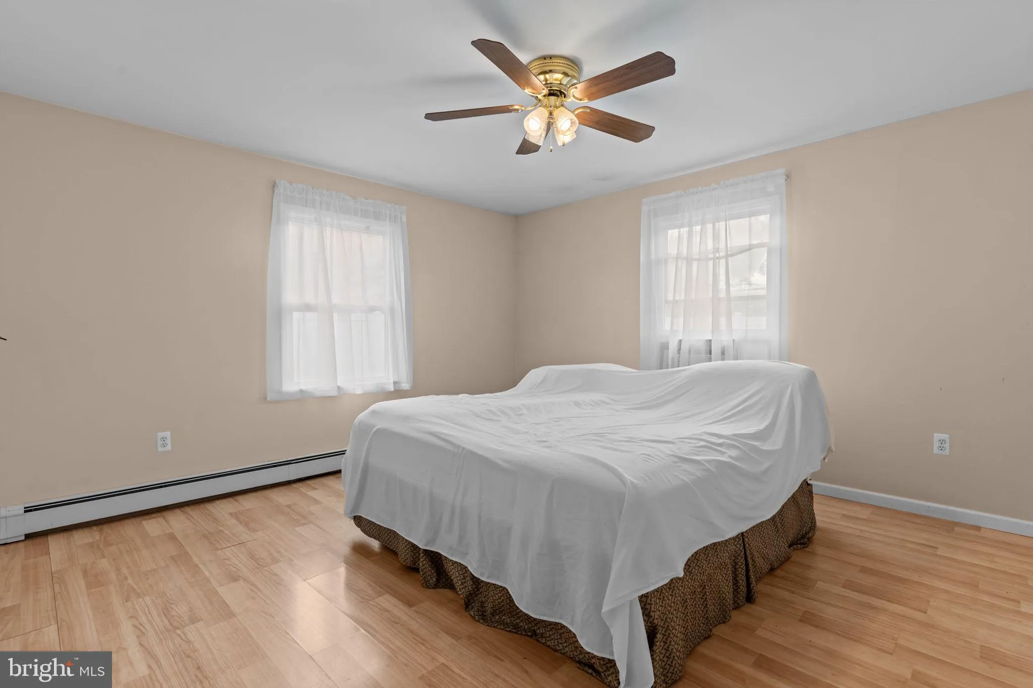 Belmar, New Jersey 07719, United States, 3 Bedrooms Bedrooms, ,2 BathroomsBathrooms,Residential,Active,233846