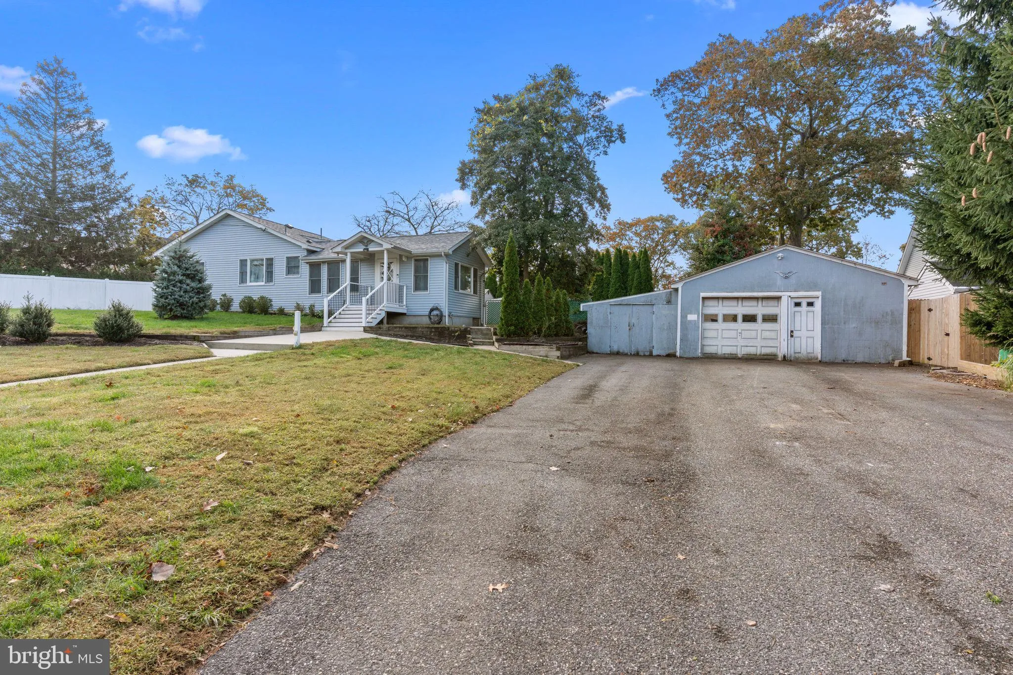 Belmar, New Jersey 07719, United States, 3 Bedrooms Bedrooms, ,2 BathroomsBathrooms,Residential,Active,233846