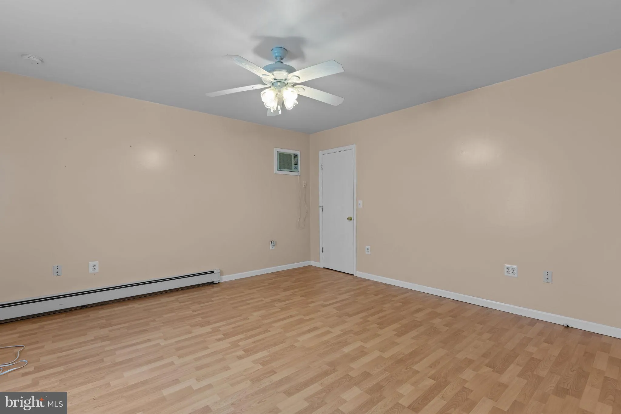 Belmar, New Jersey 07719, United States, 3 Bedrooms Bedrooms, ,2 BathroomsBathrooms,Residential,Active,233846