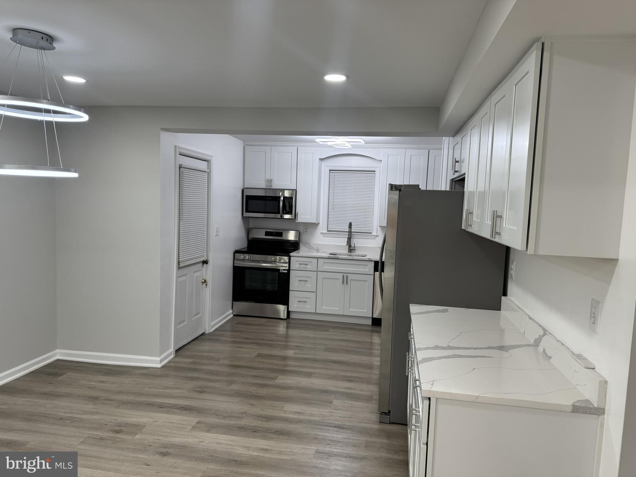 OLE LONGFIELD - Residential