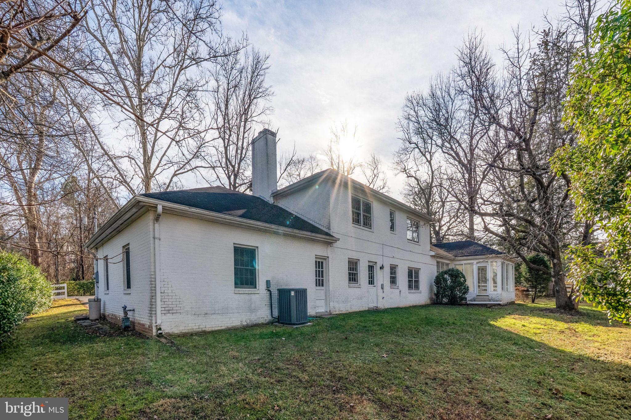 WILTON WOODS - Residential