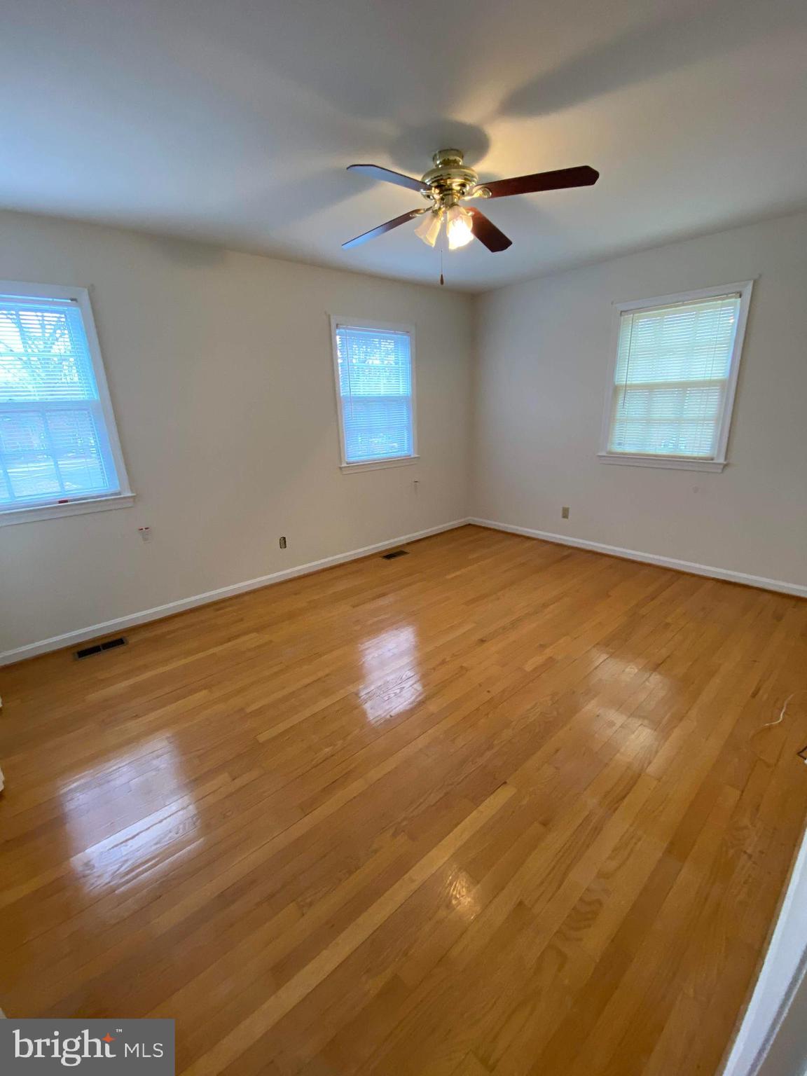 OLDE GREENWICH - Residential Lease