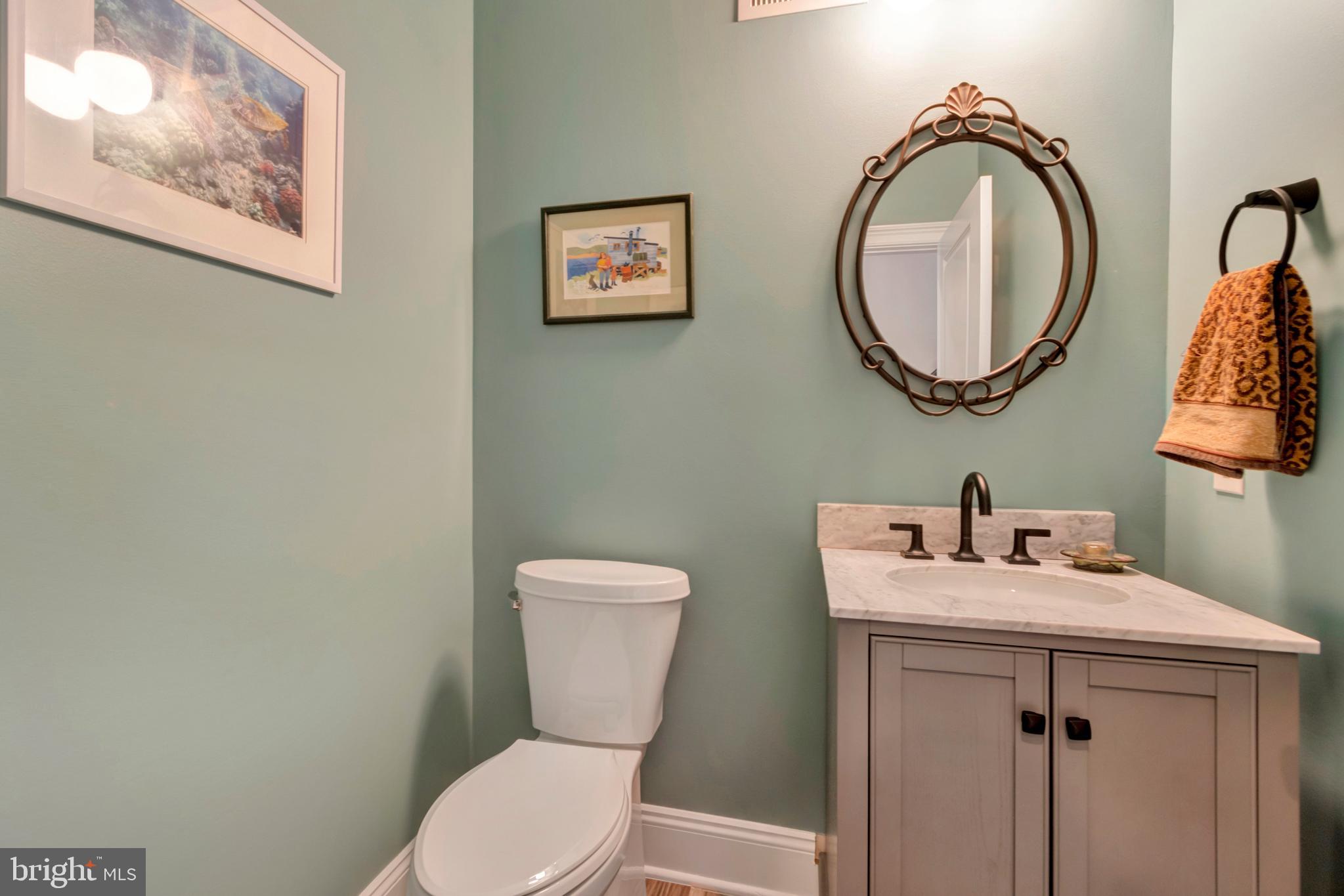 THE SEASONS - Residential