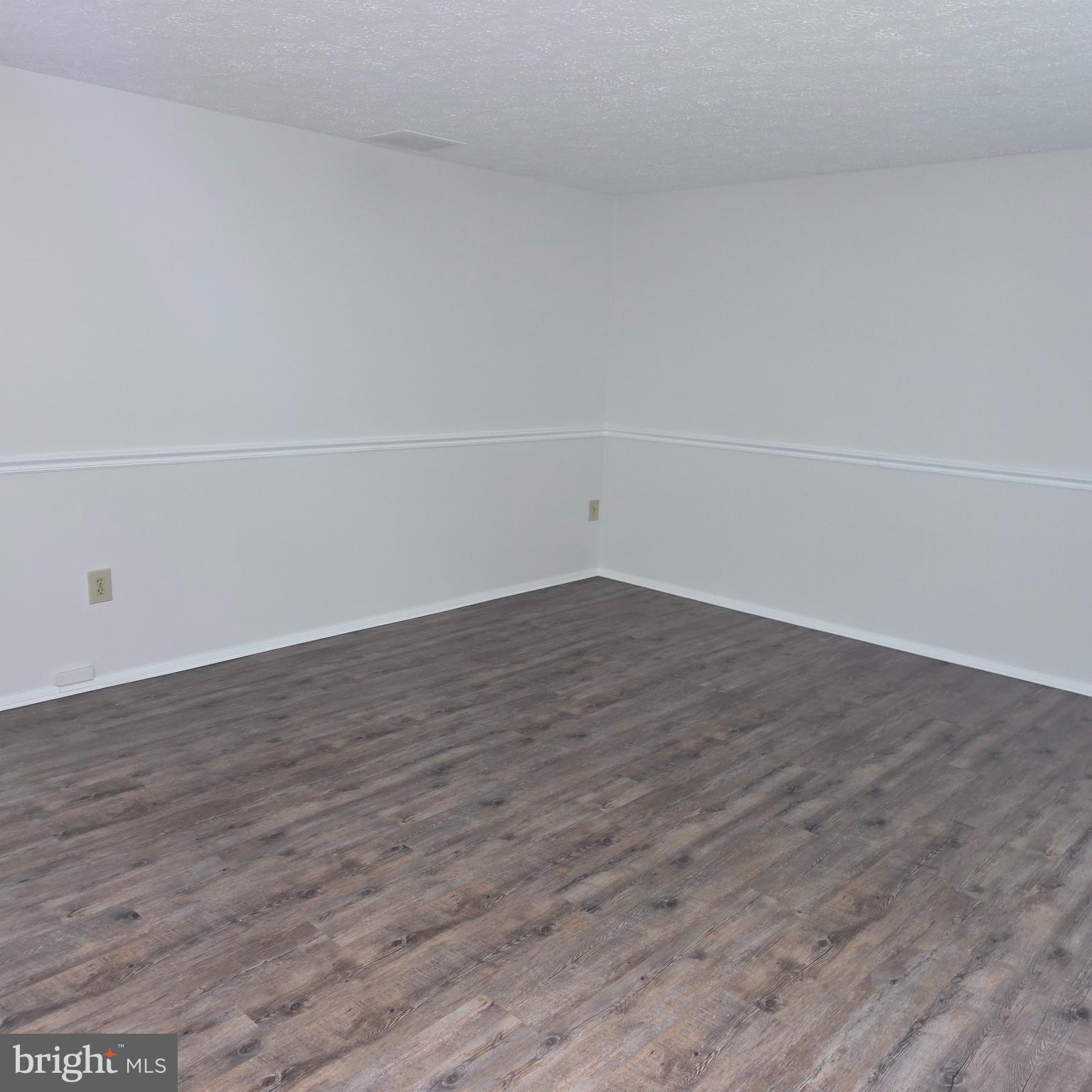 1758 SPRINGFIELD LANE