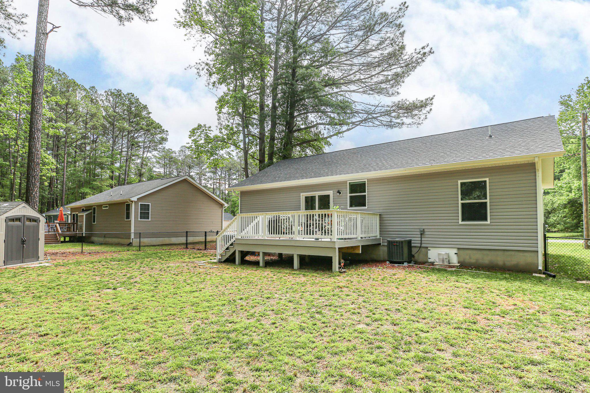 GLEBE HARBOR - Residential