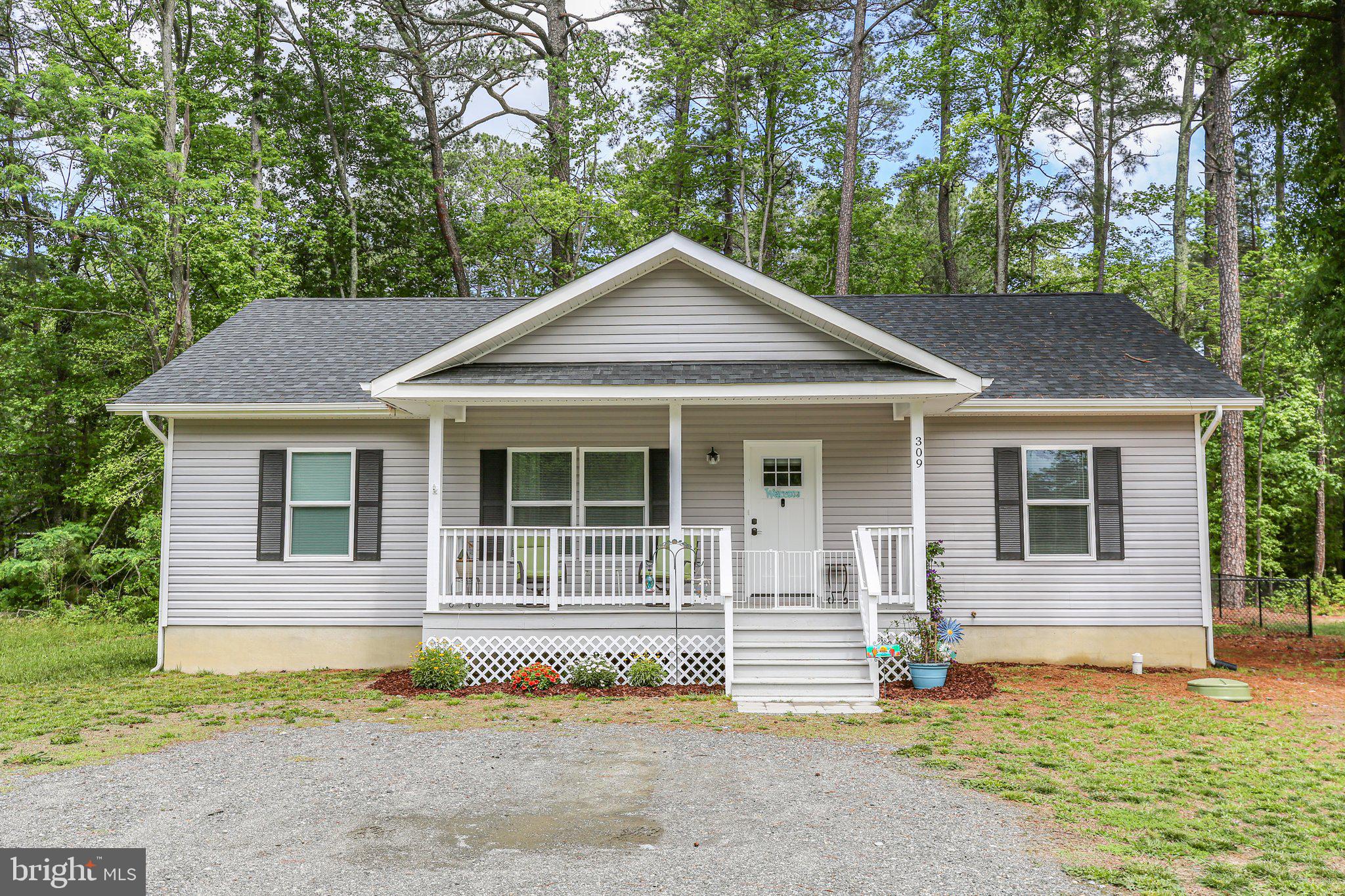 GLEBE HARBOR - Residential