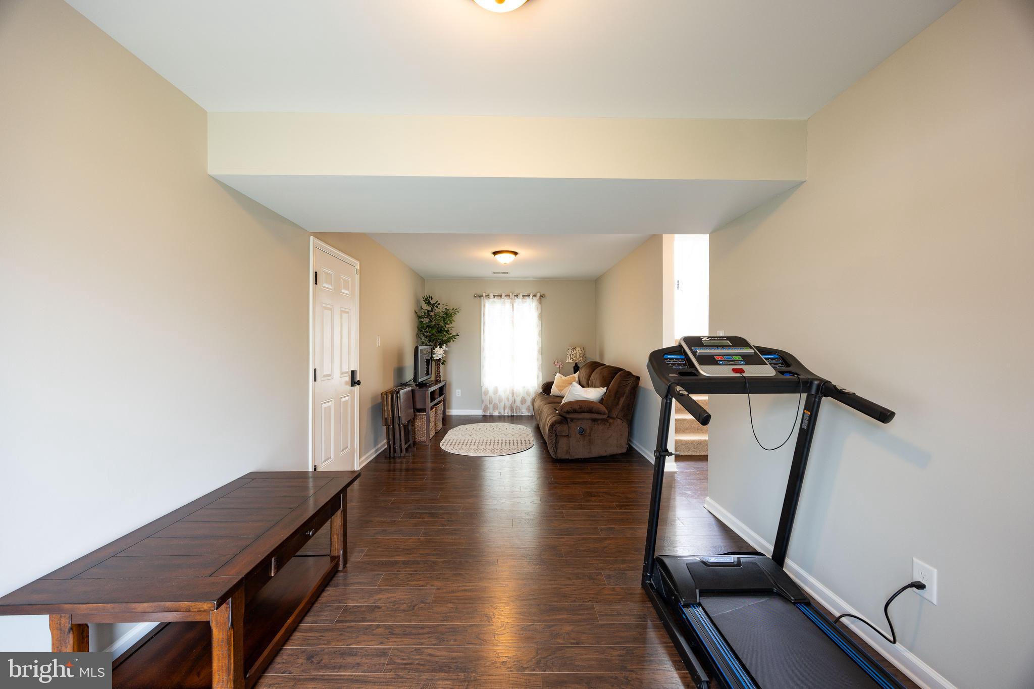 RED HILL - Residential