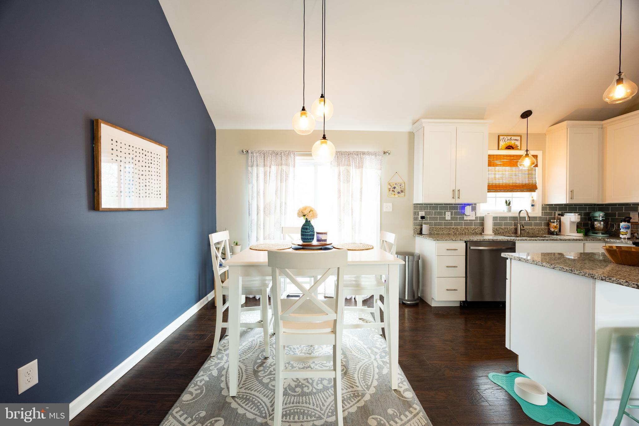 RED HILL - Residential