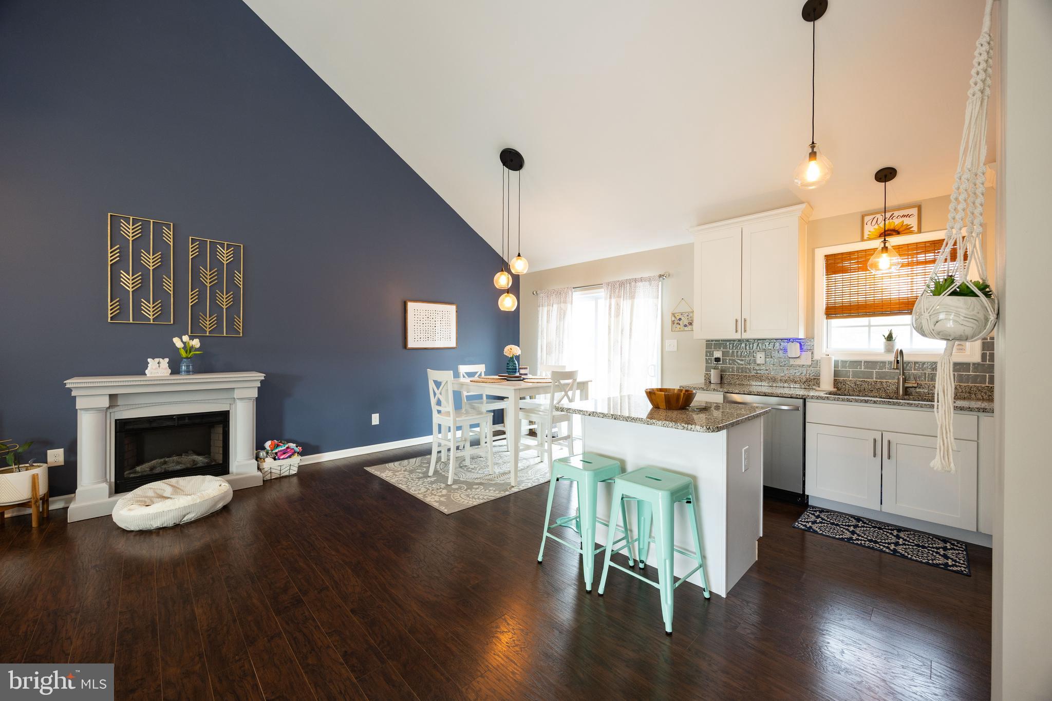 RED HILL - Residential