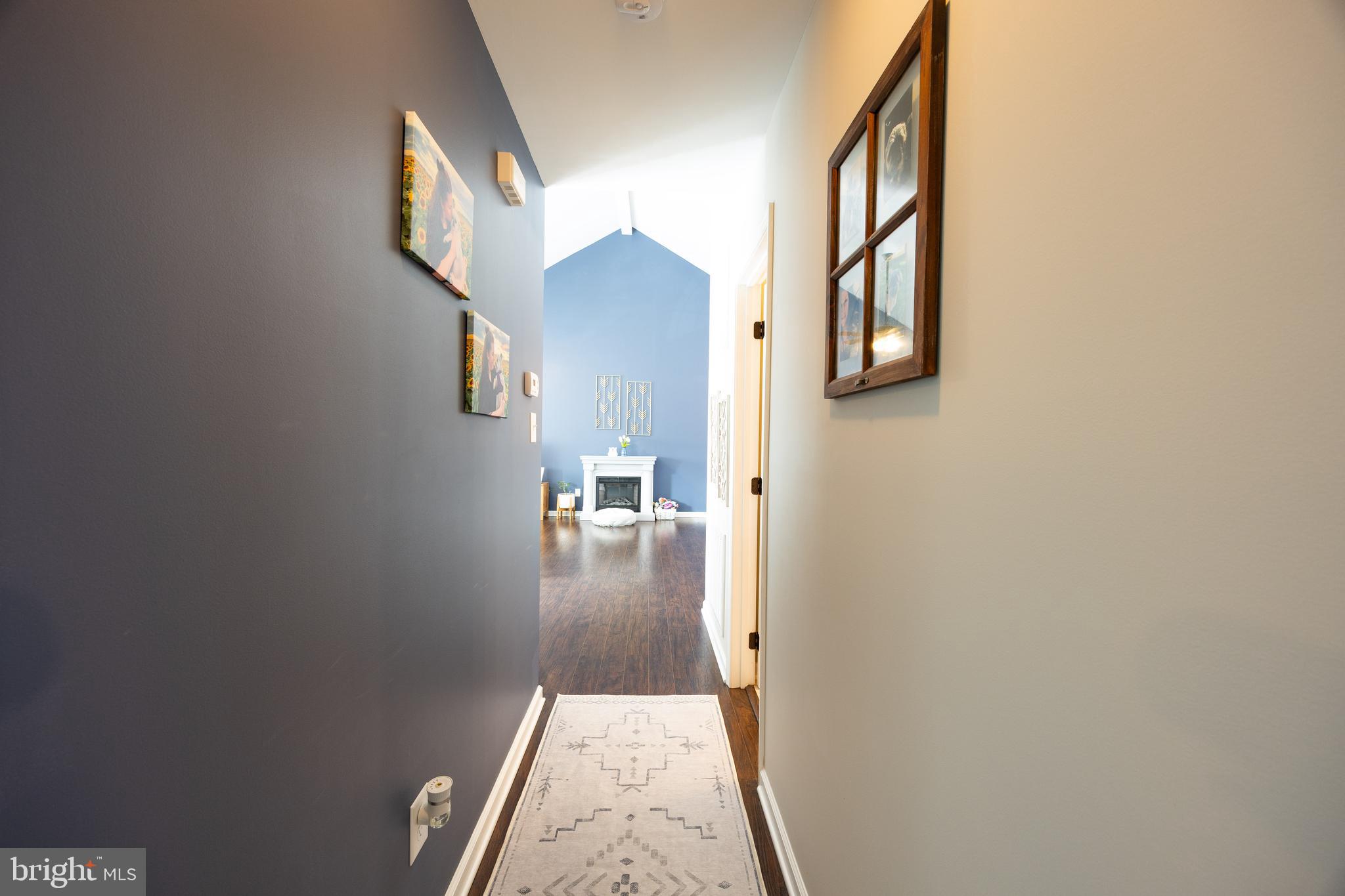 RED HILL - Residential