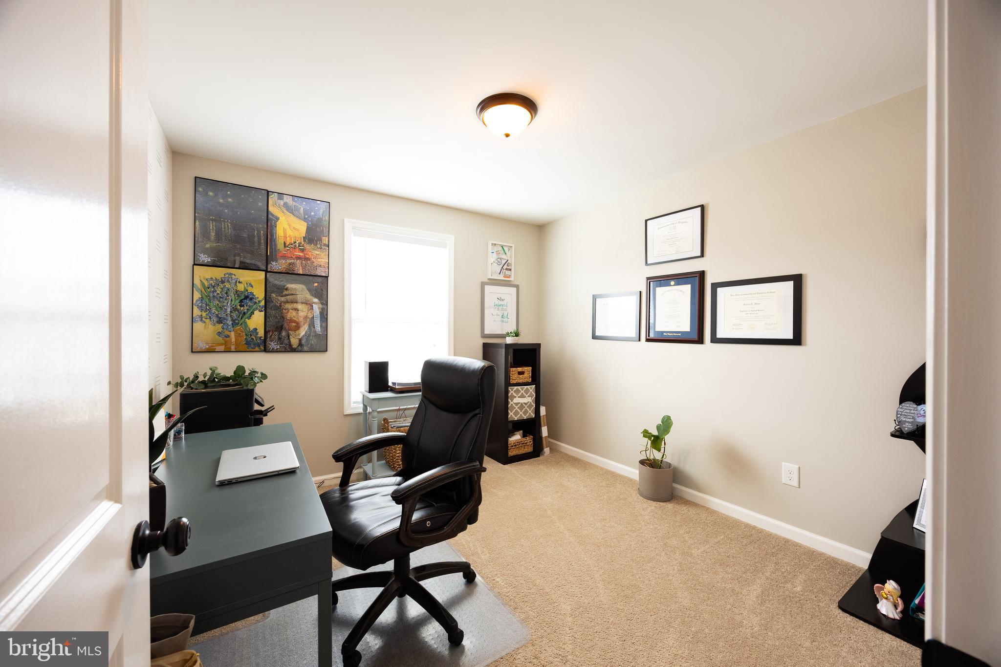 RED HILL - Residential