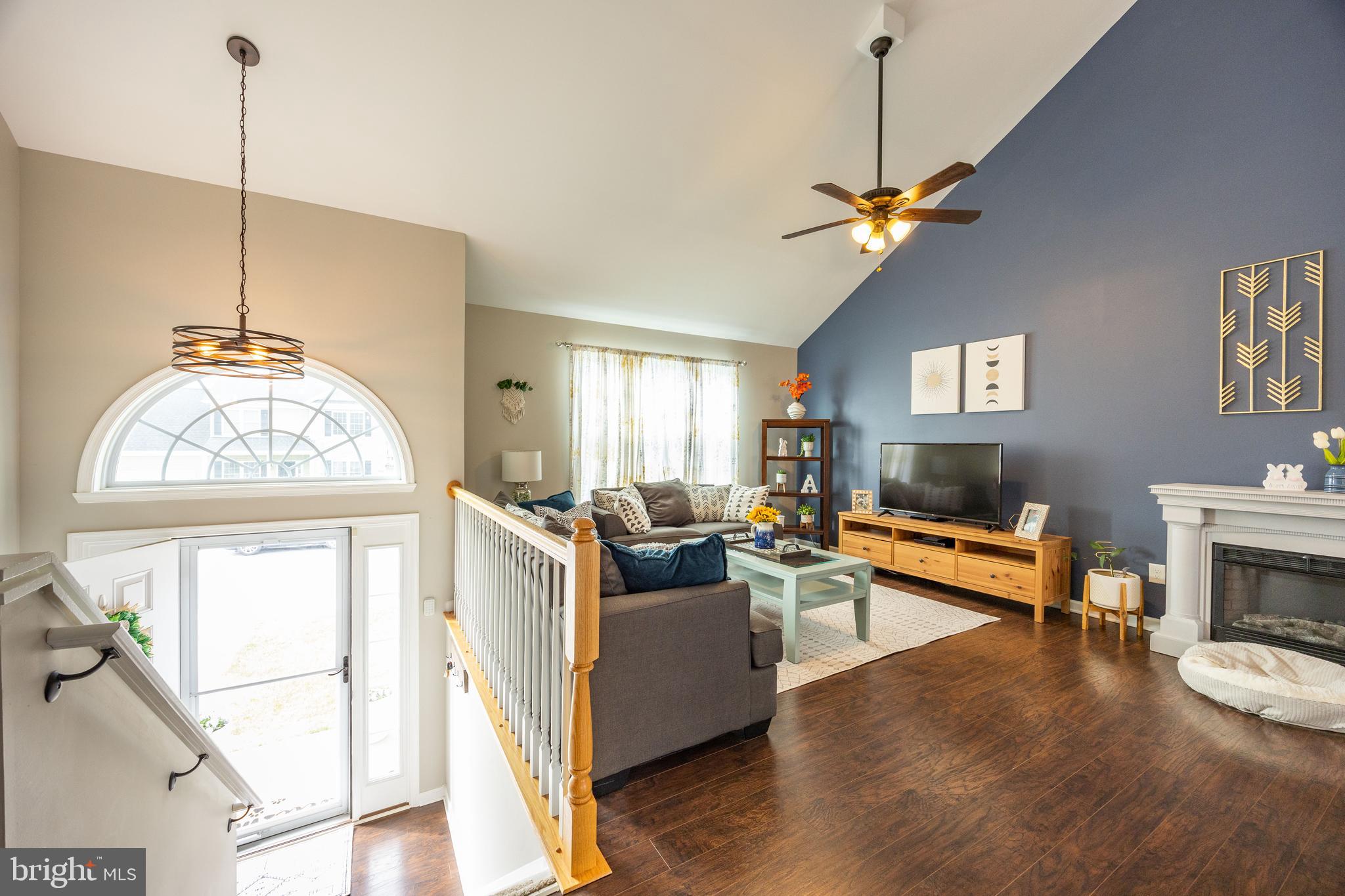 RED HILL - Residential