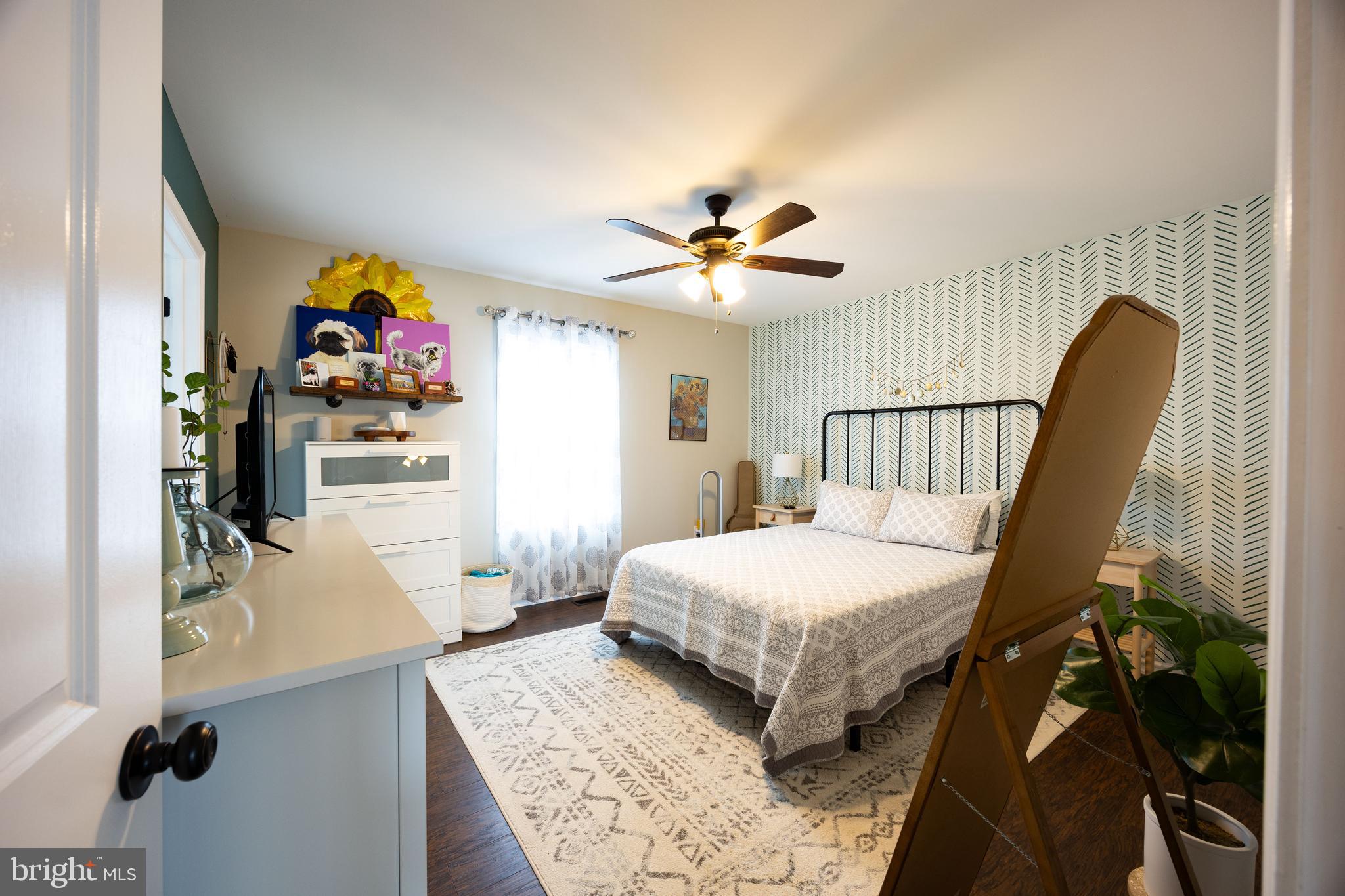 RED HILL - Residential