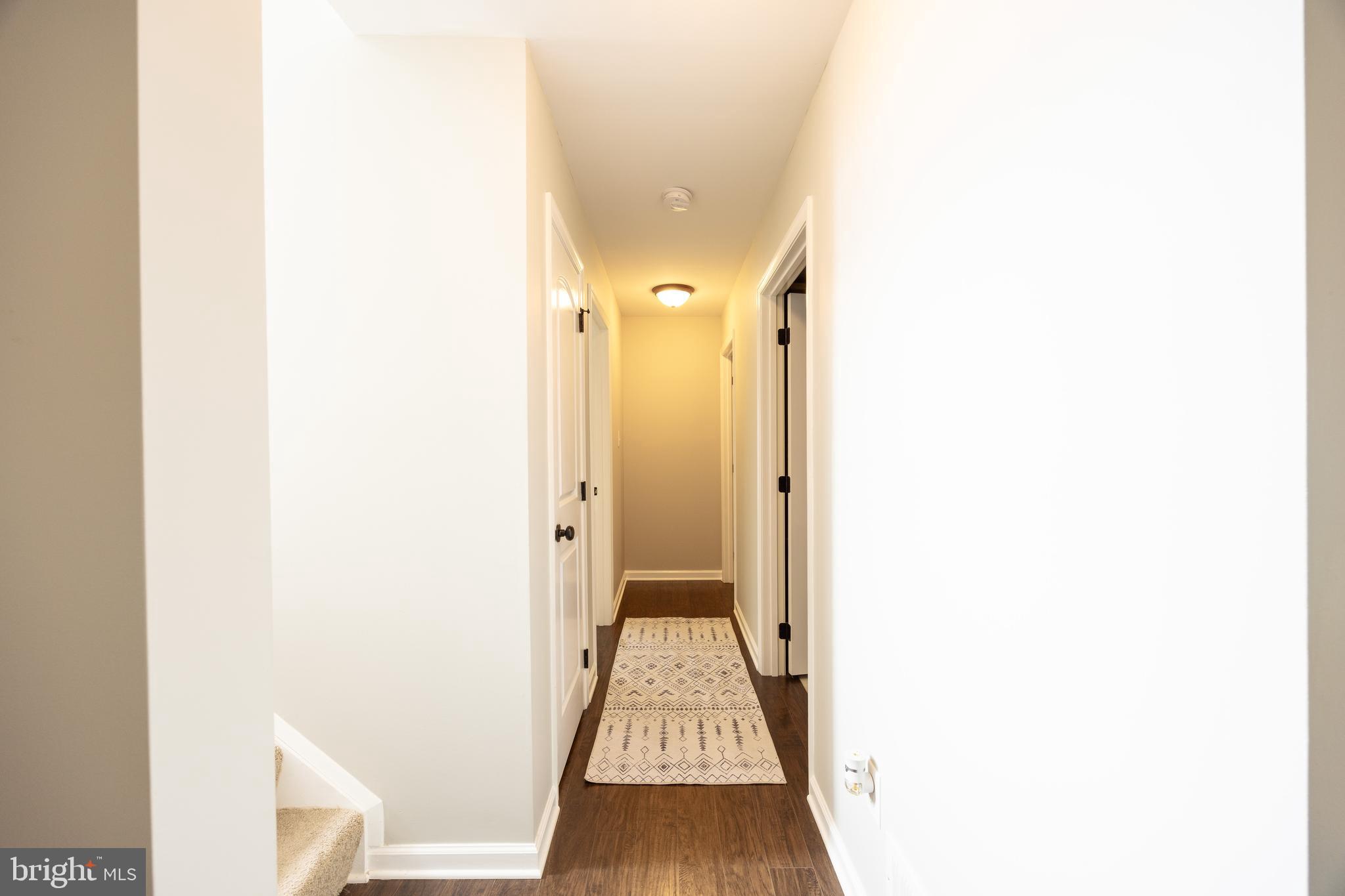 RED HILL - Residential