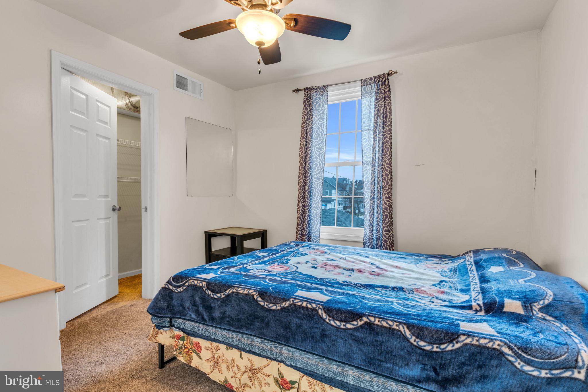 PALMYRA BOROUGH - Residential