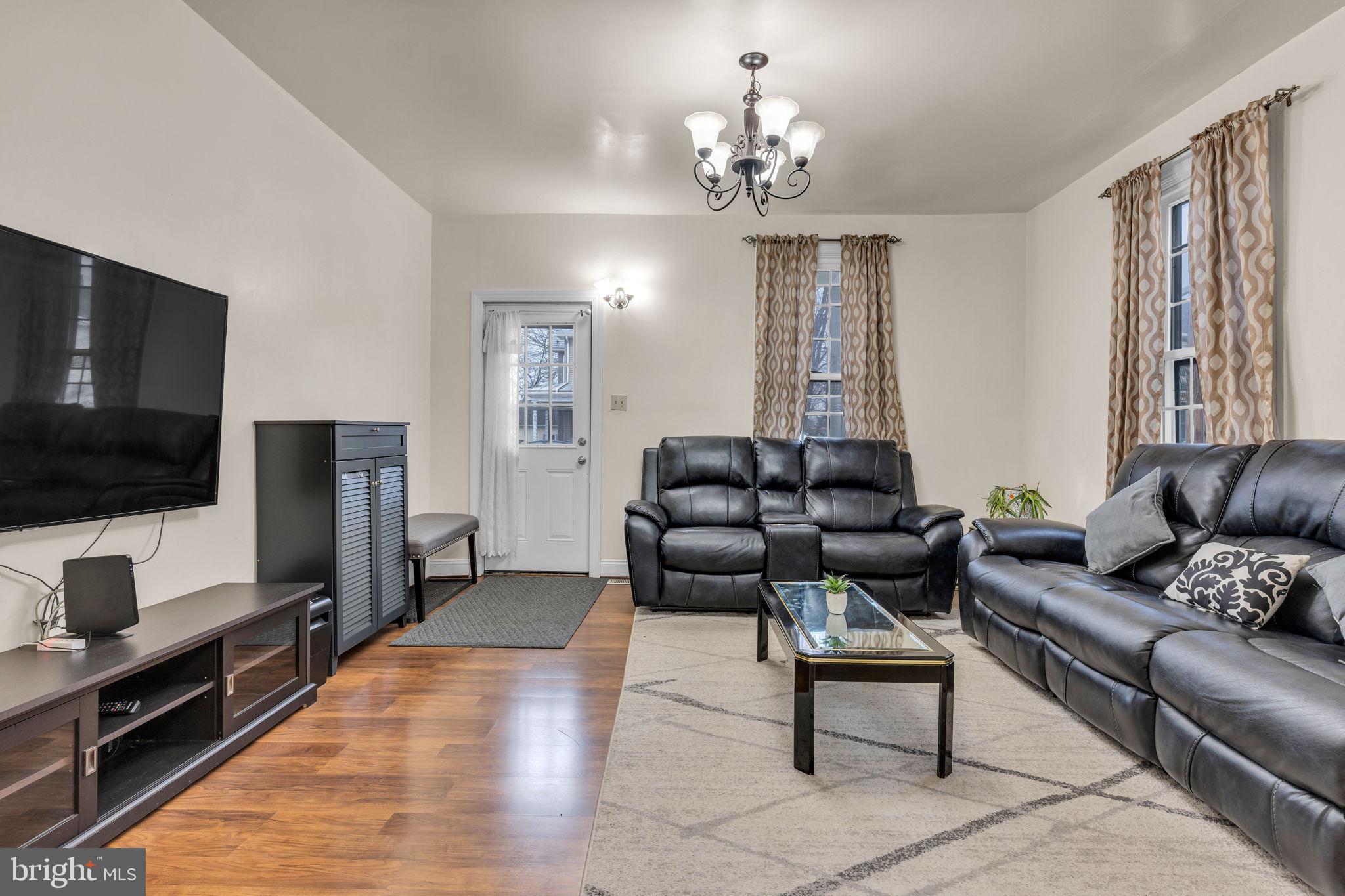 PALMYRA BOROUGH - Residential