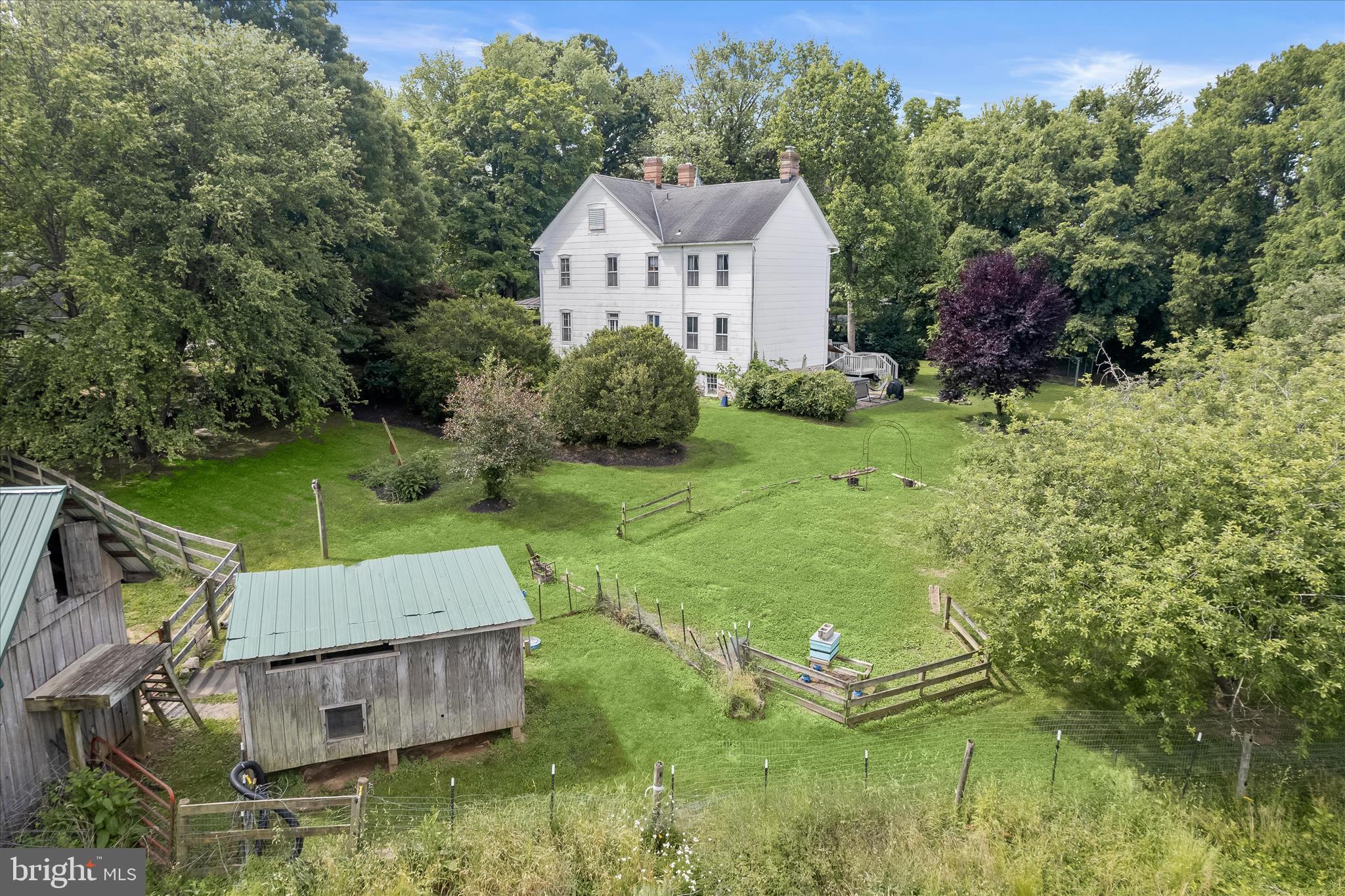 608 JEFFERSON PIKE