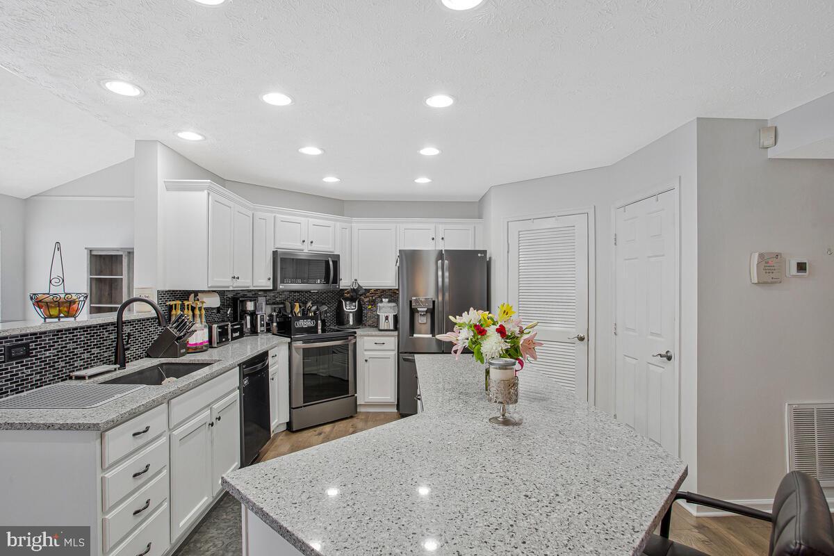 RICHFIELD STATION VILLAGE - Residential