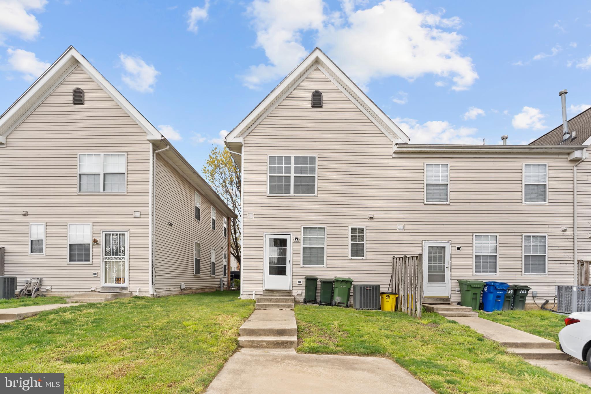 HERITAGE CROSSING - Residential