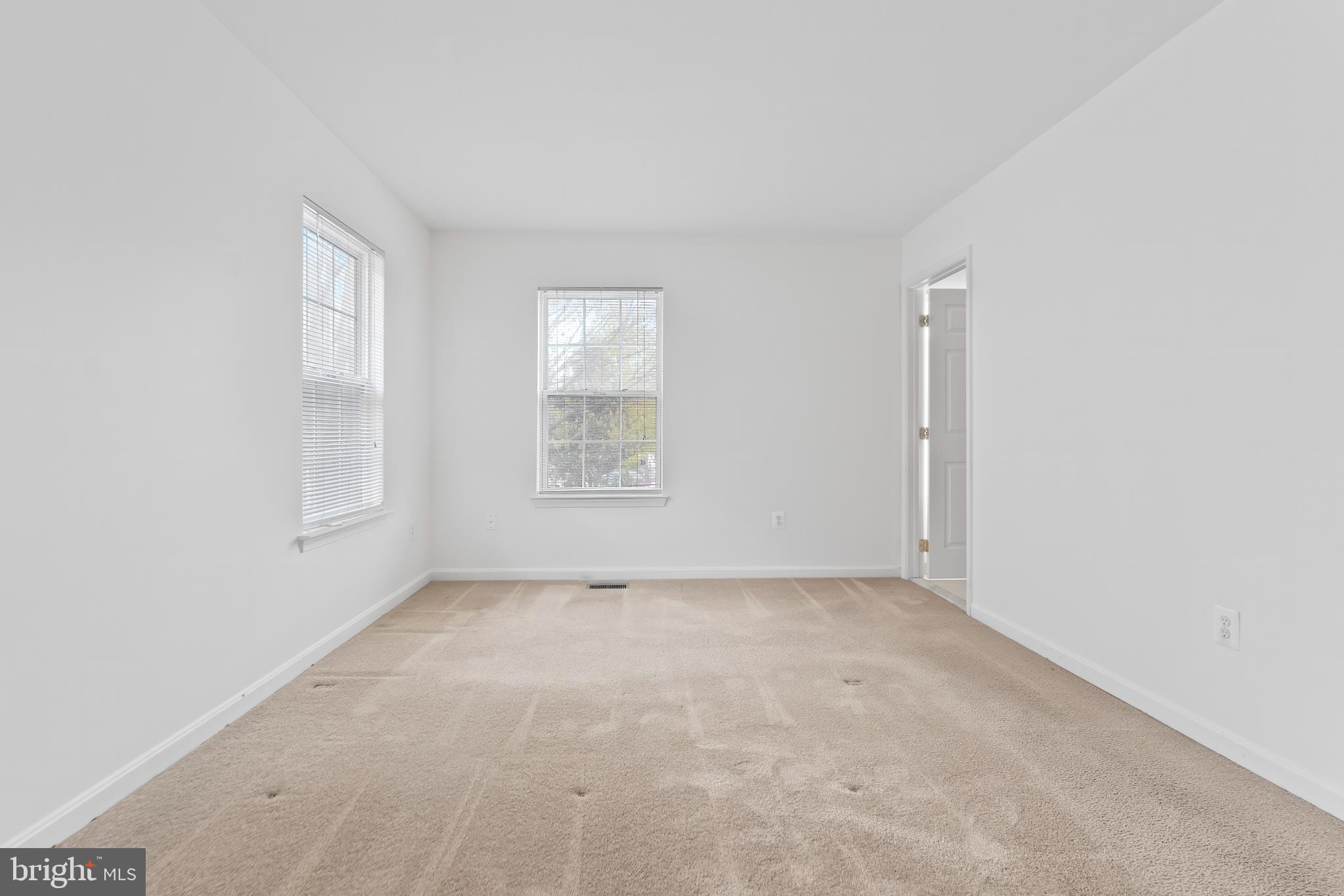 HERITAGE CROSSING - Residential