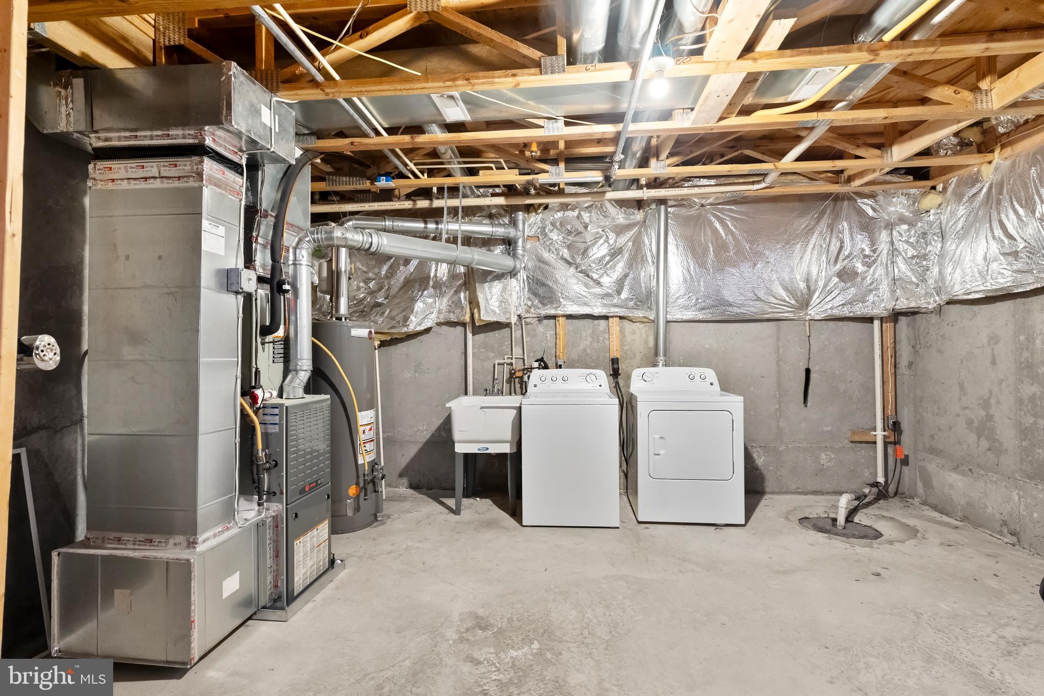 HERITAGE CROSSING - Residential