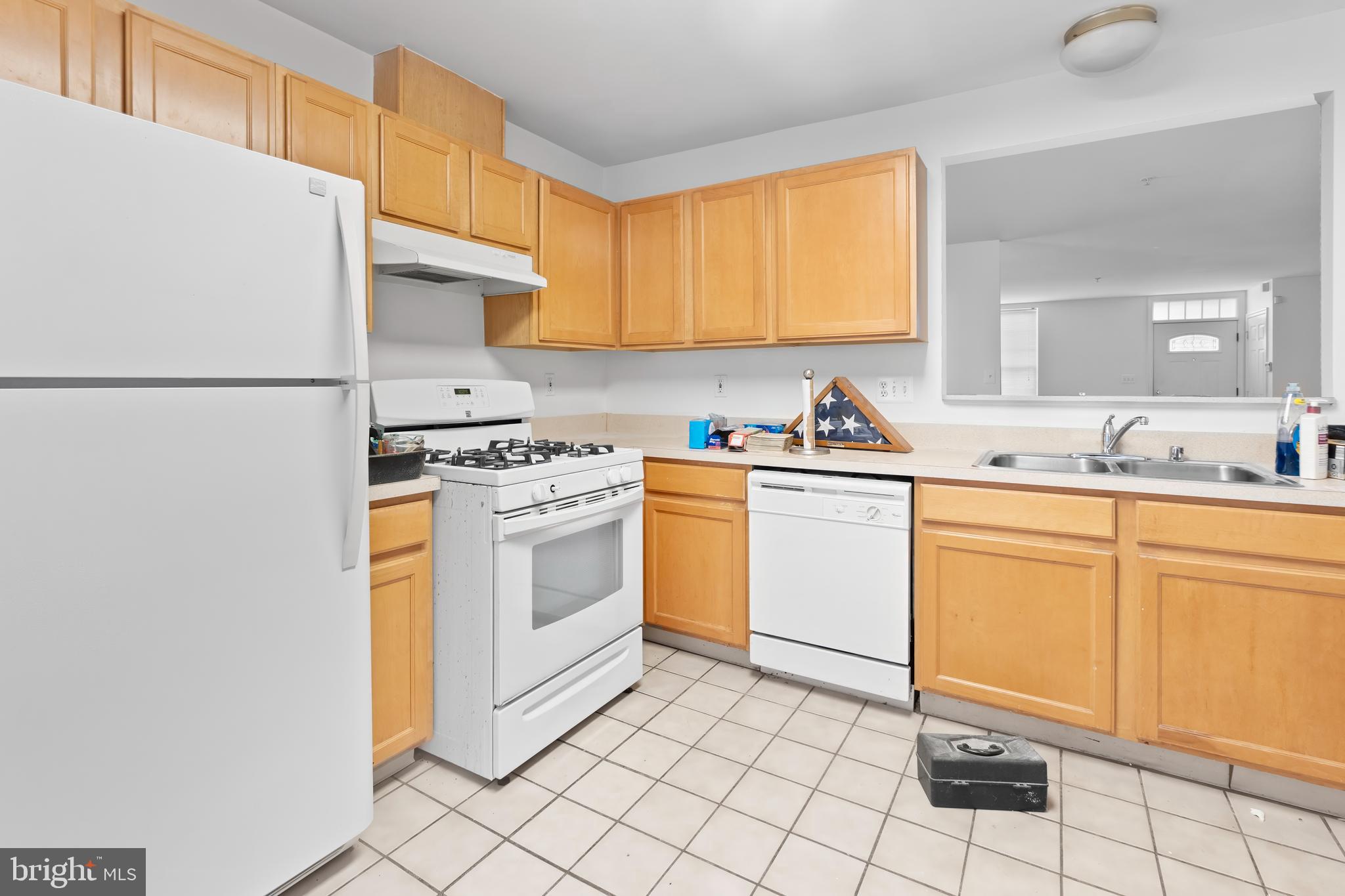 HERITAGE CROSSING - Residential