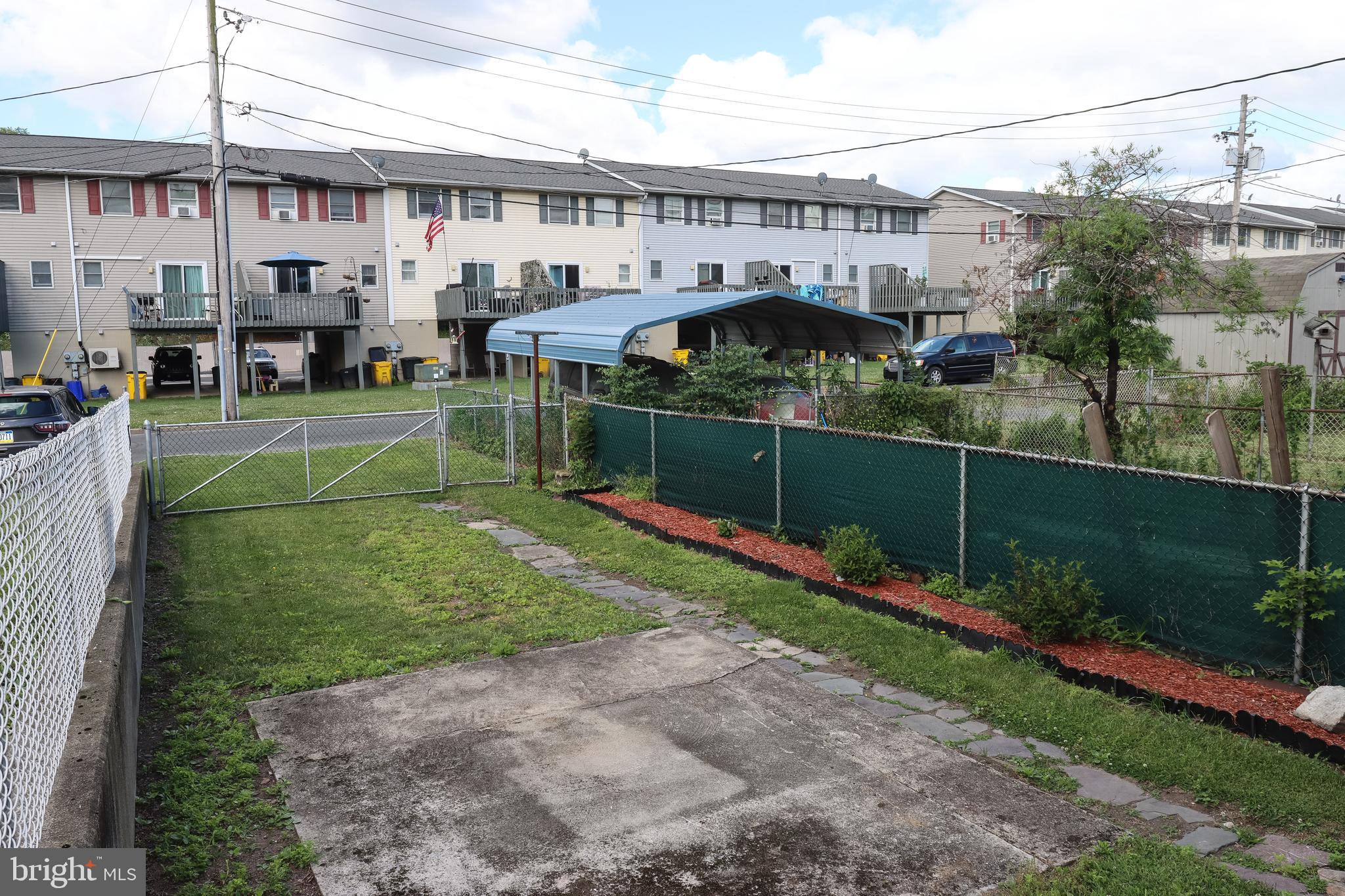 DOWNTOWN - Residential