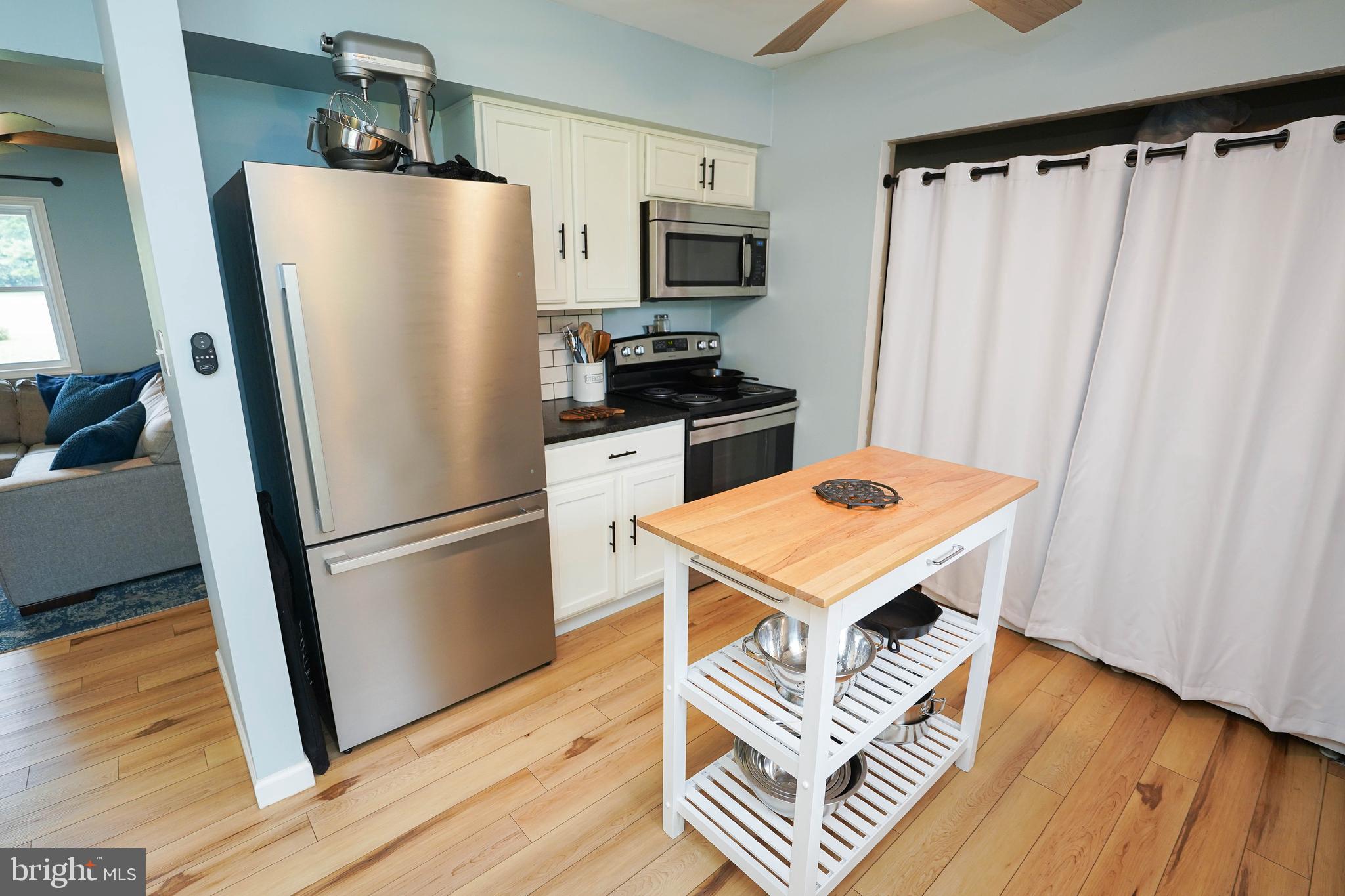 ROCKAWALKIN VILLAGE - Residential