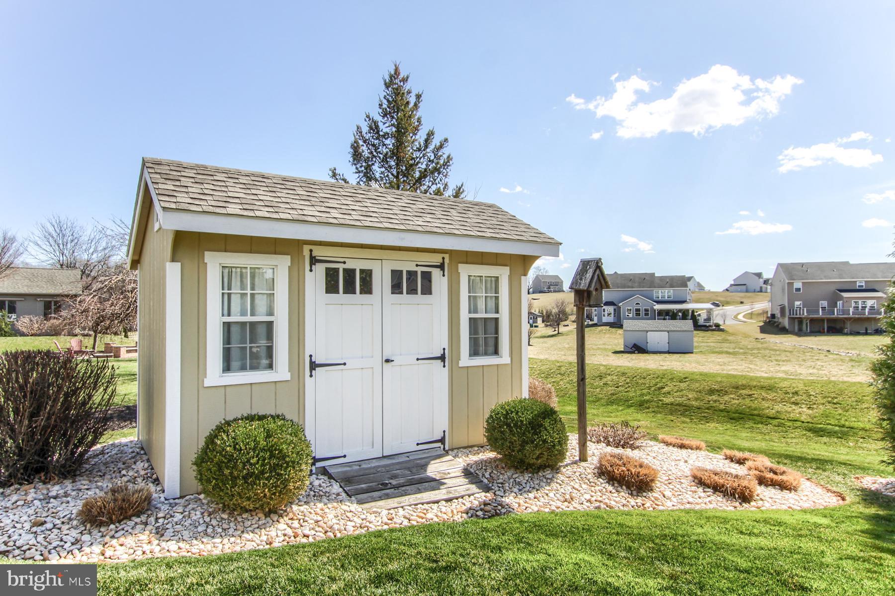 INDIAN HILLS - Residential