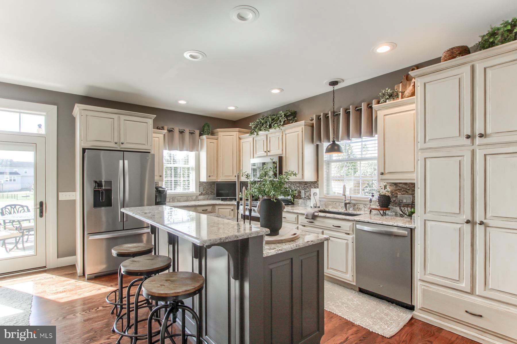 INDIAN HILLS - Residential