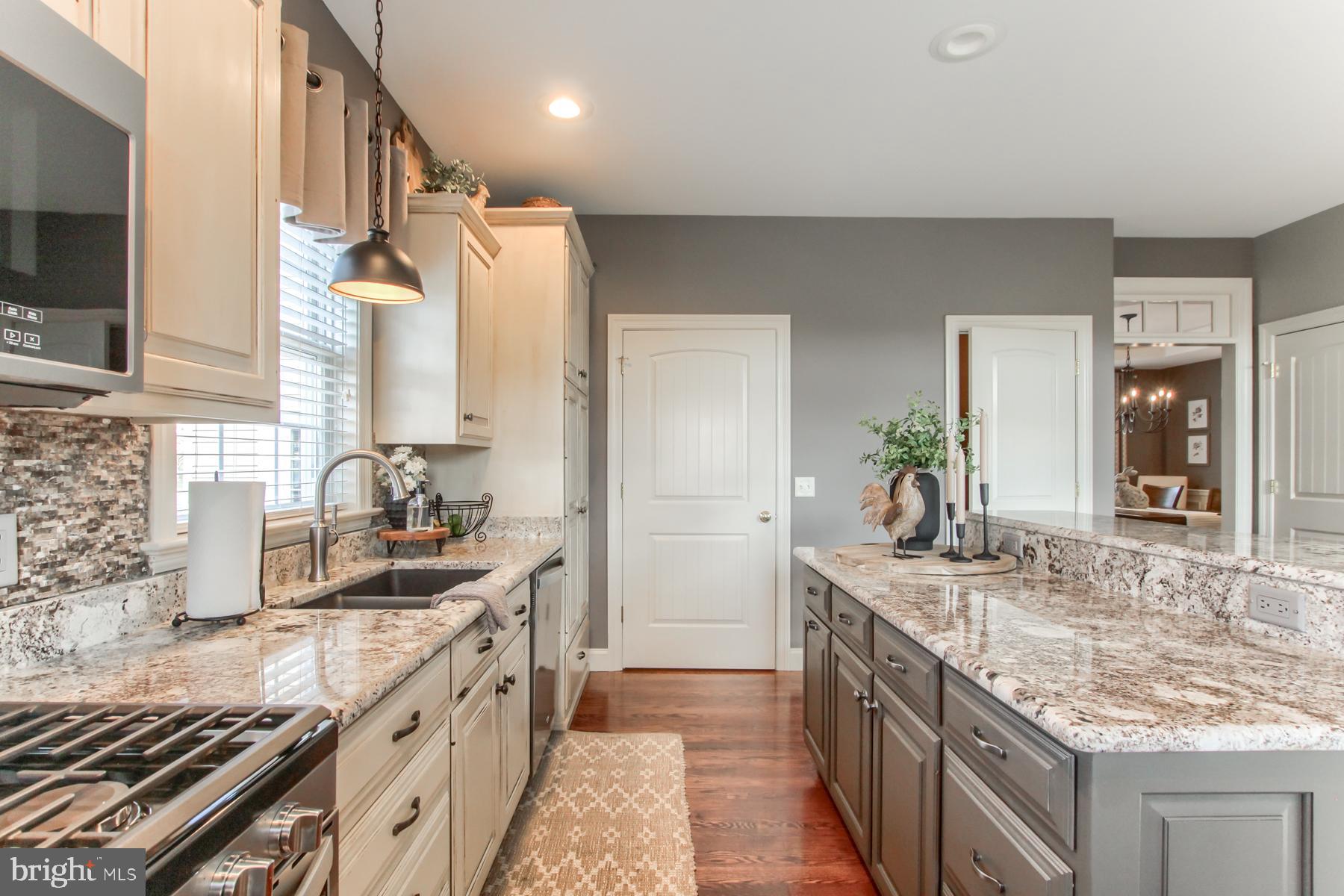 INDIAN HILLS - Residential