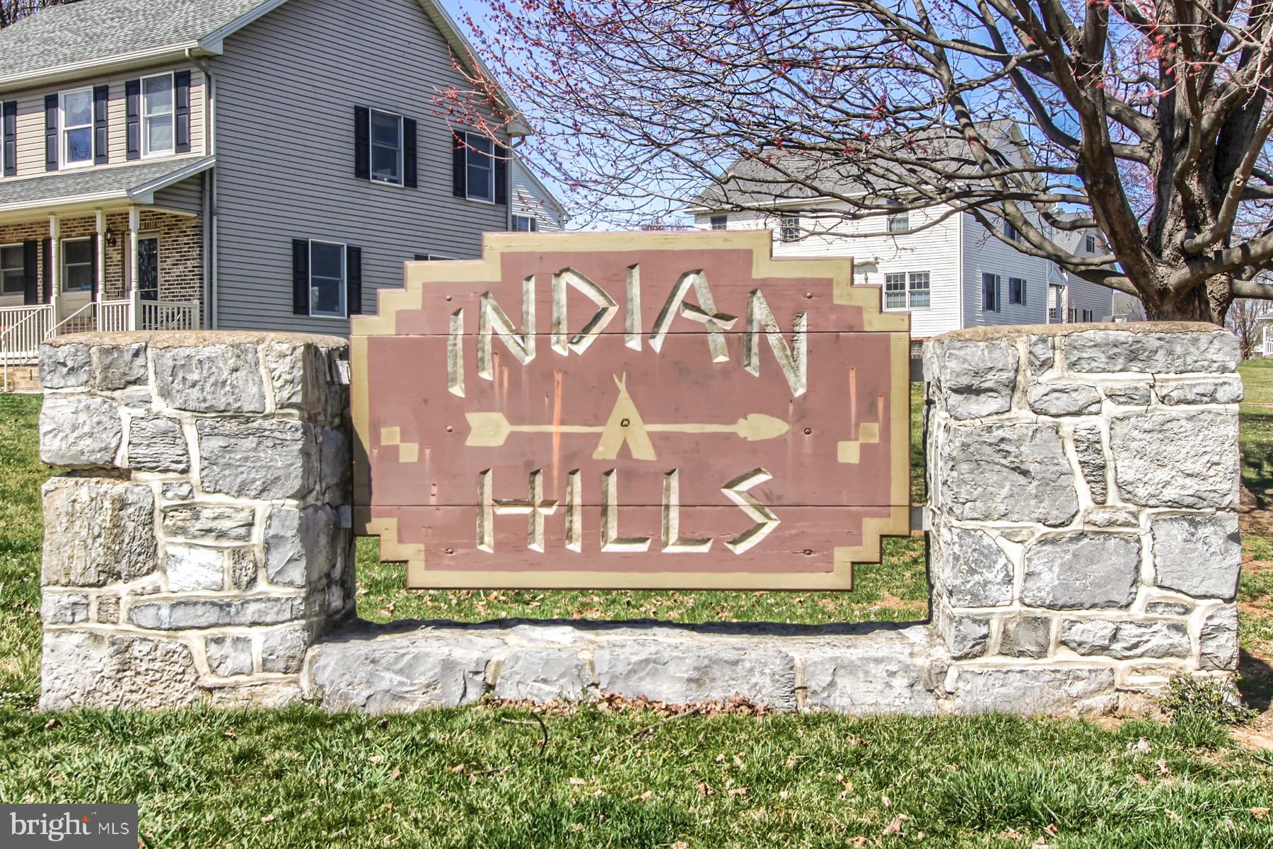 INDIAN HILLS - Residential
