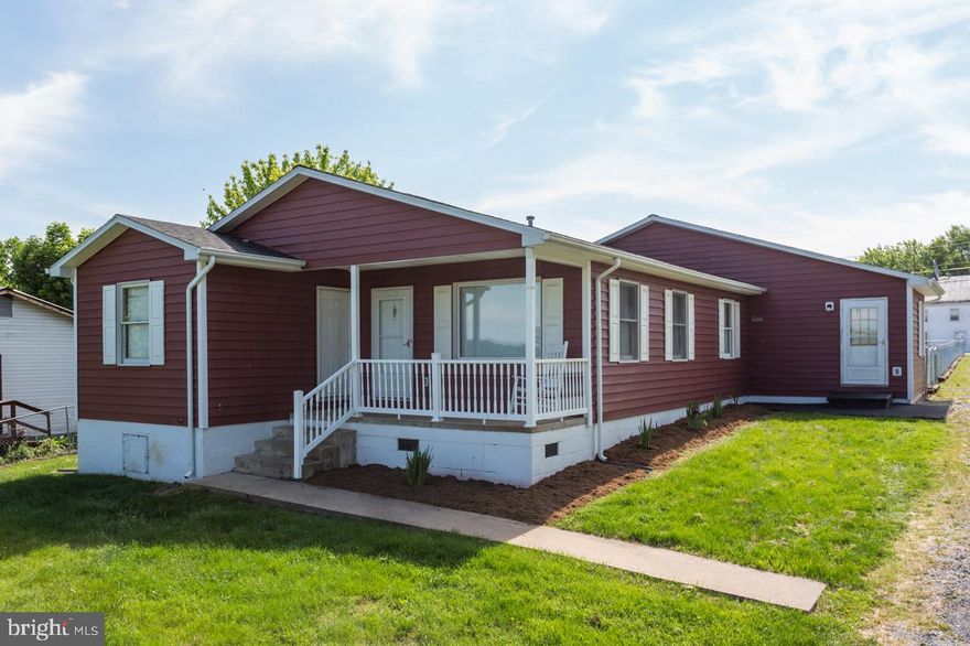 Very well-kept ranch w/ plenty of space, both inside & out! Attractive flooring throughout most of the home! Kitchen w/ plenty of counter space, eat-in & separate dining room! Nice sized living room! 3 full baths, including small en suite! Large fenced yard w/ tons of activity space! Double detached shop garage! Relax on the front porch and take in nice evenings!