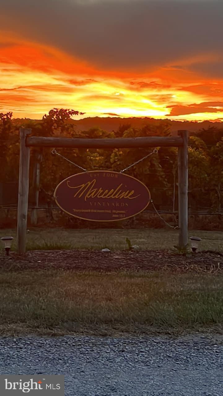 5887 CROSS KEYS ROAD