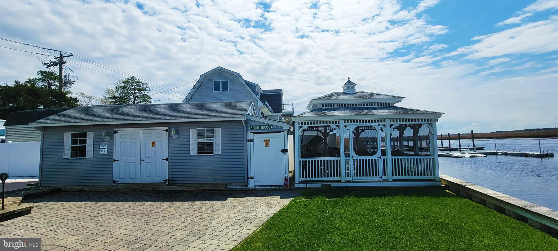 Egg Harbor Township, New Jersey 08234, United States, 2 Bedrooms Bedrooms, ,3 BathroomsBathrooms,Residential,Active,82025
