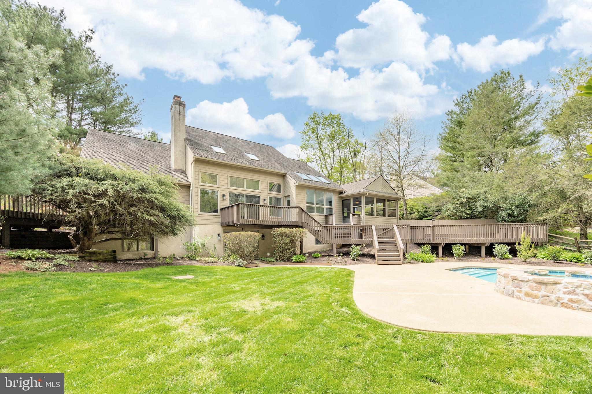 WATERGLEN - Residential