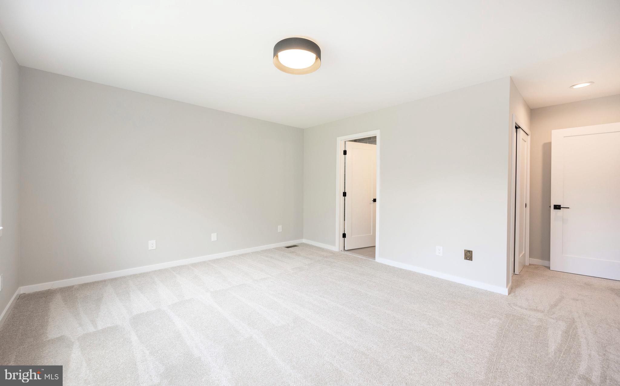 WATERGLEN - Residential