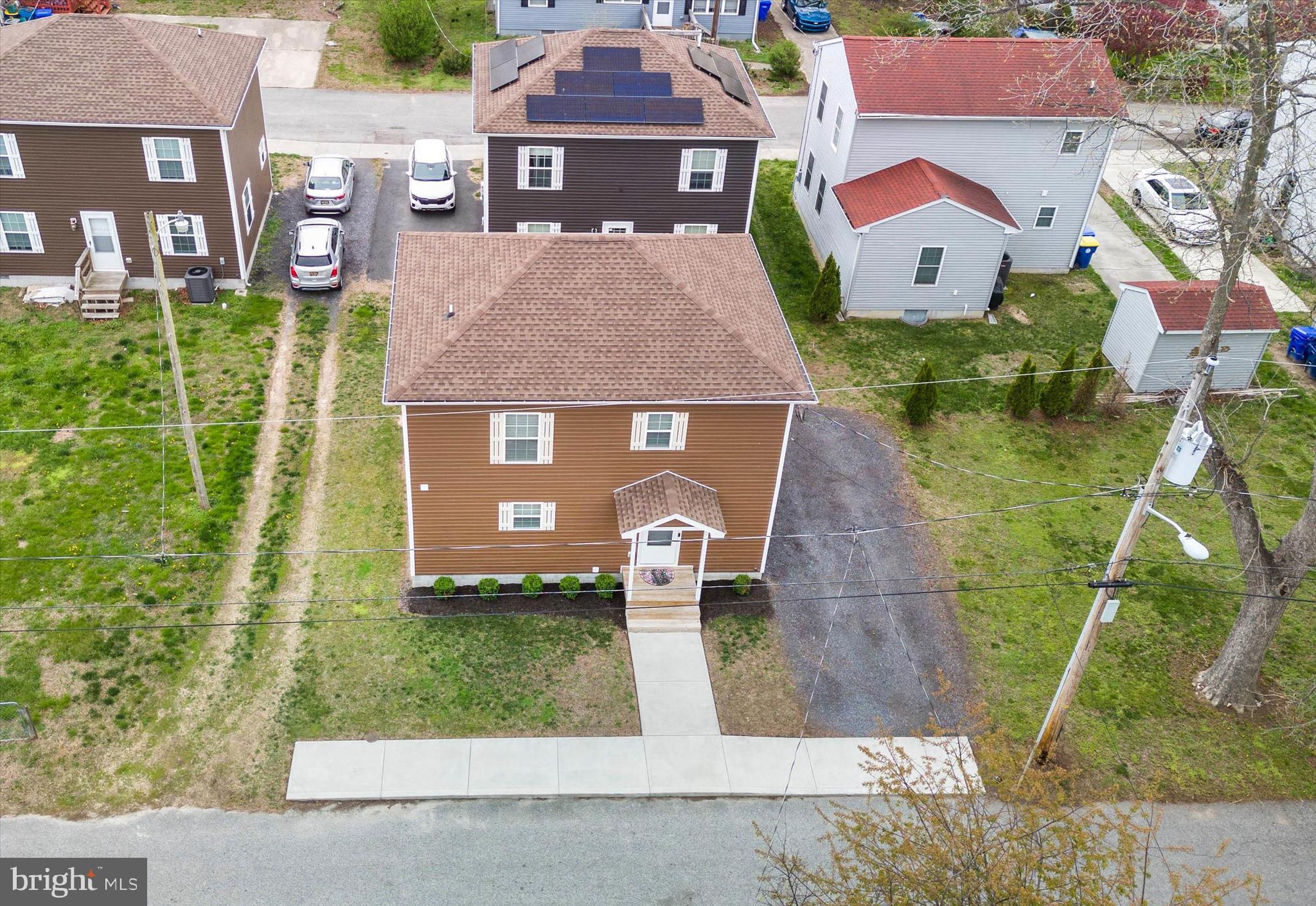 5 HILLSIDE AVENUE