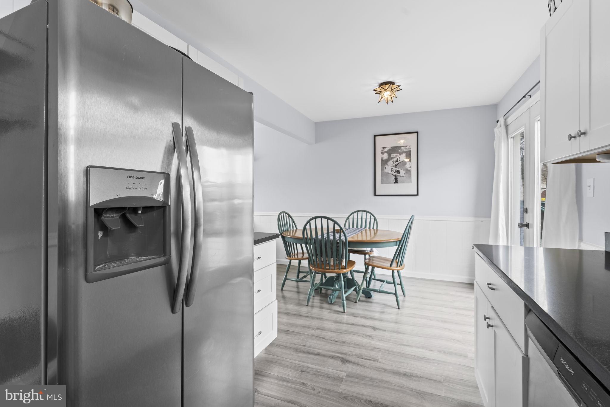 BURNT OAKS - Residential