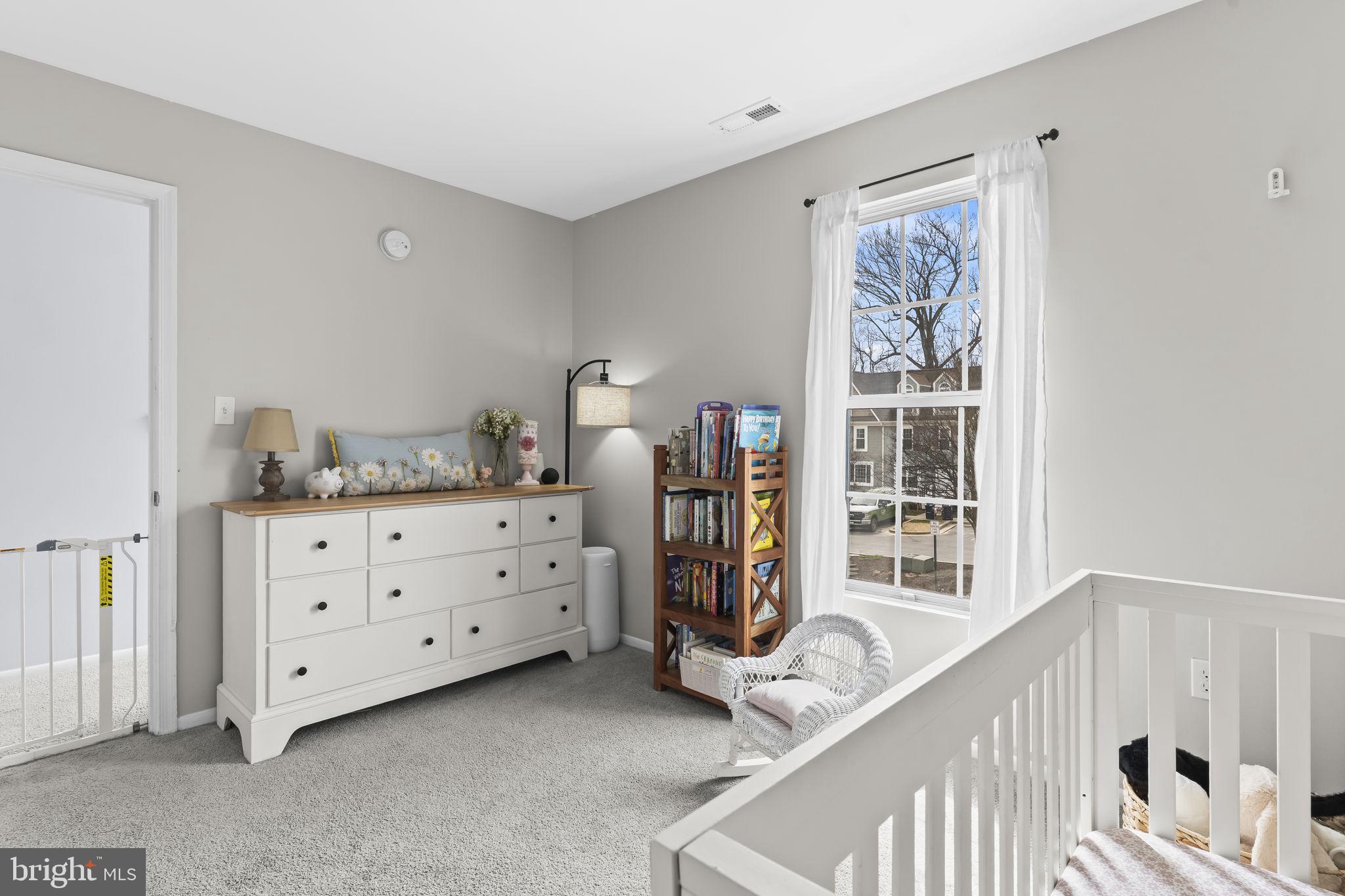 BURNT OAKS - Residential