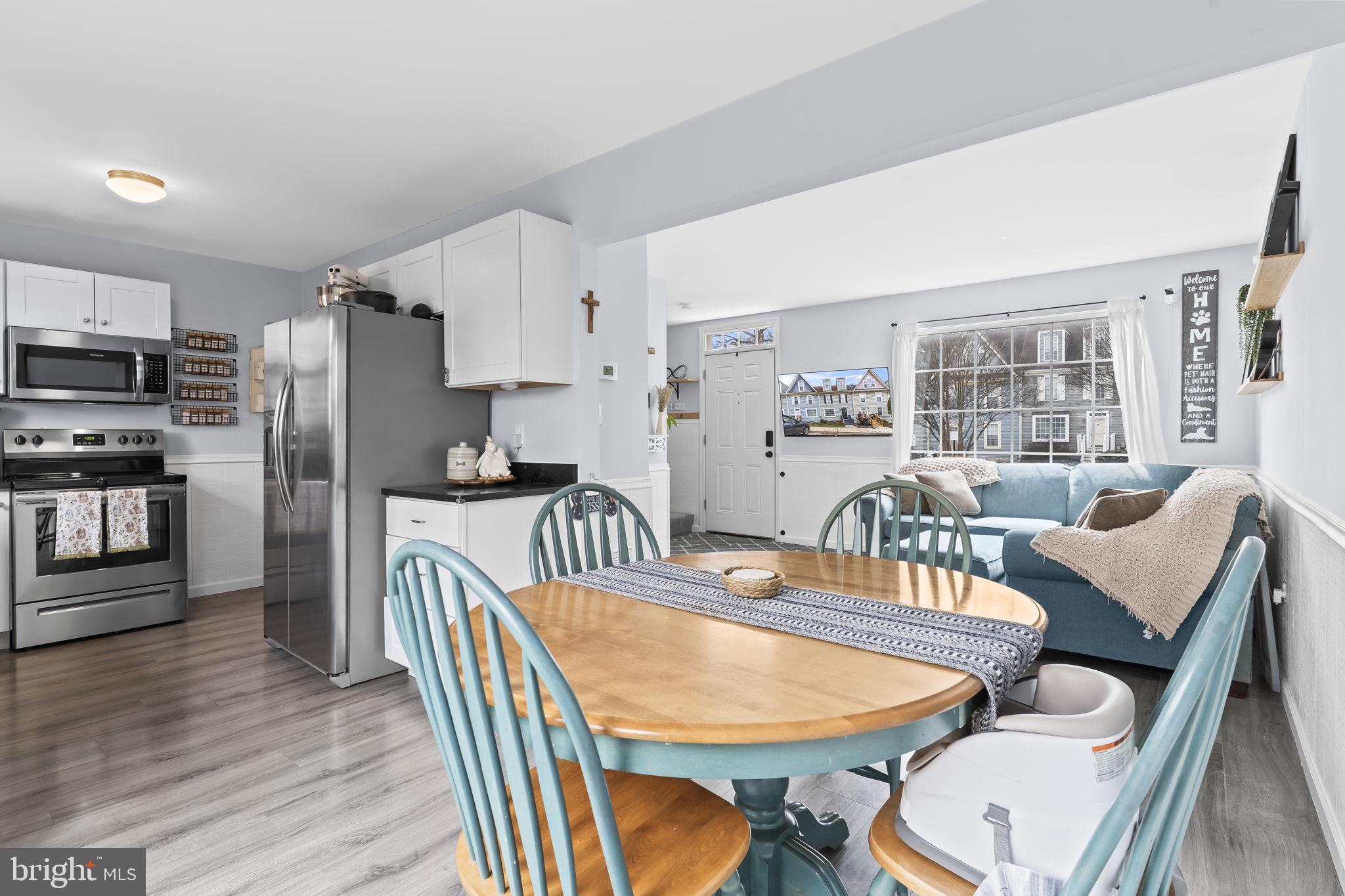 BURNT OAKS - Residential