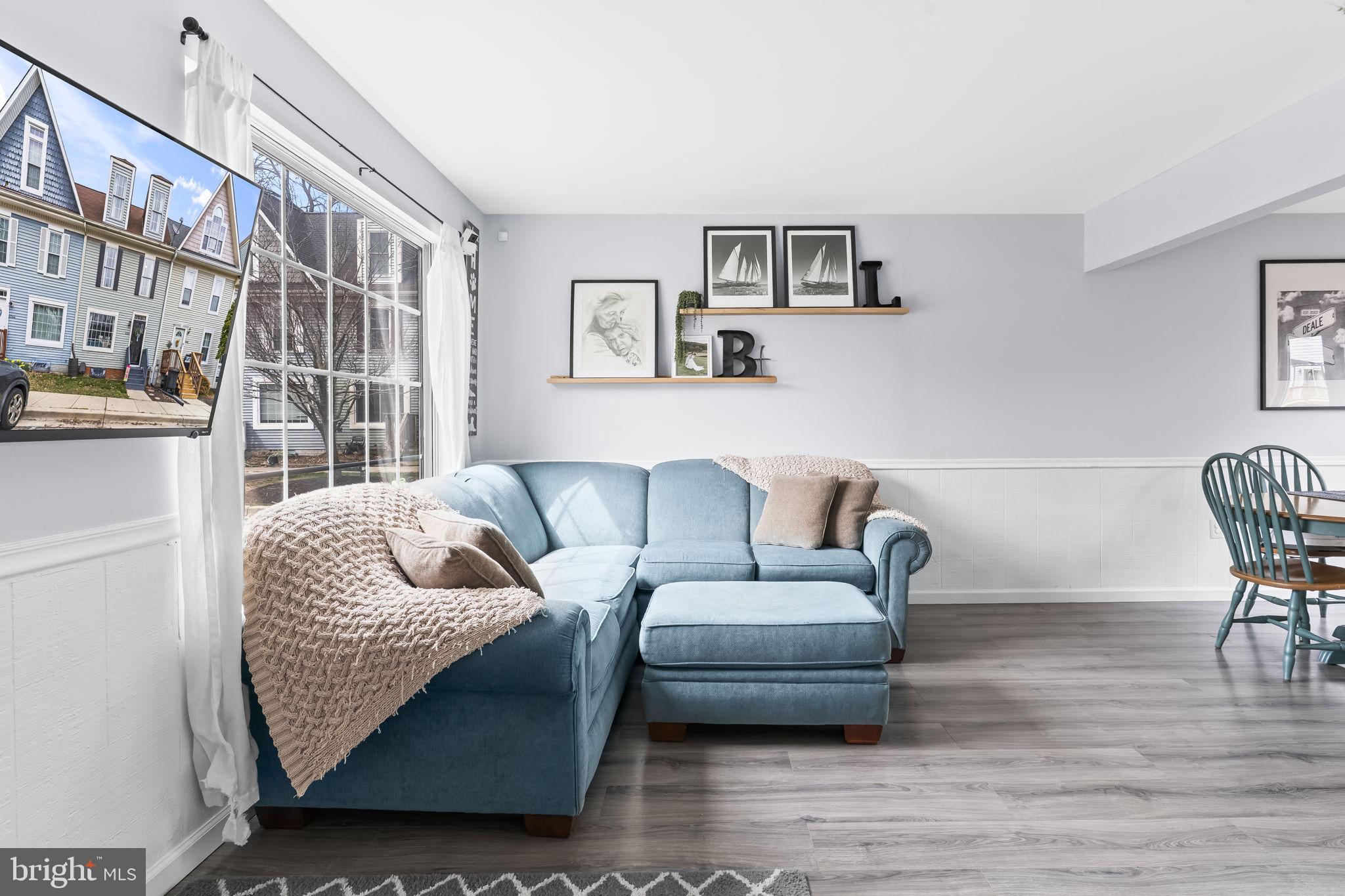 BURNT OAKS - Residential