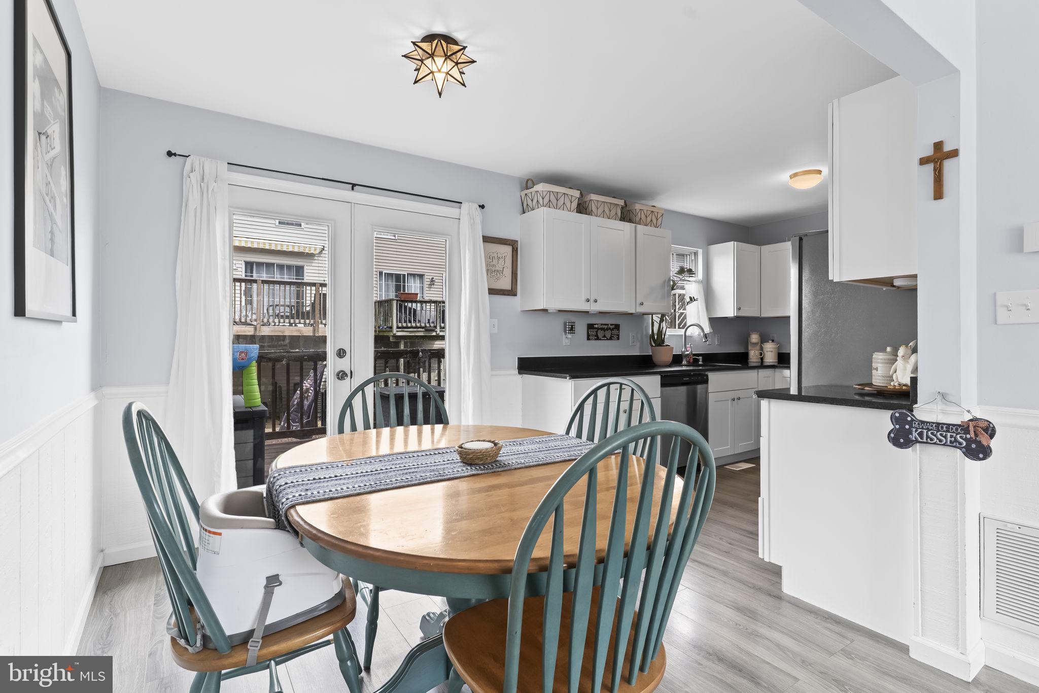 BURNT OAKS - Residential