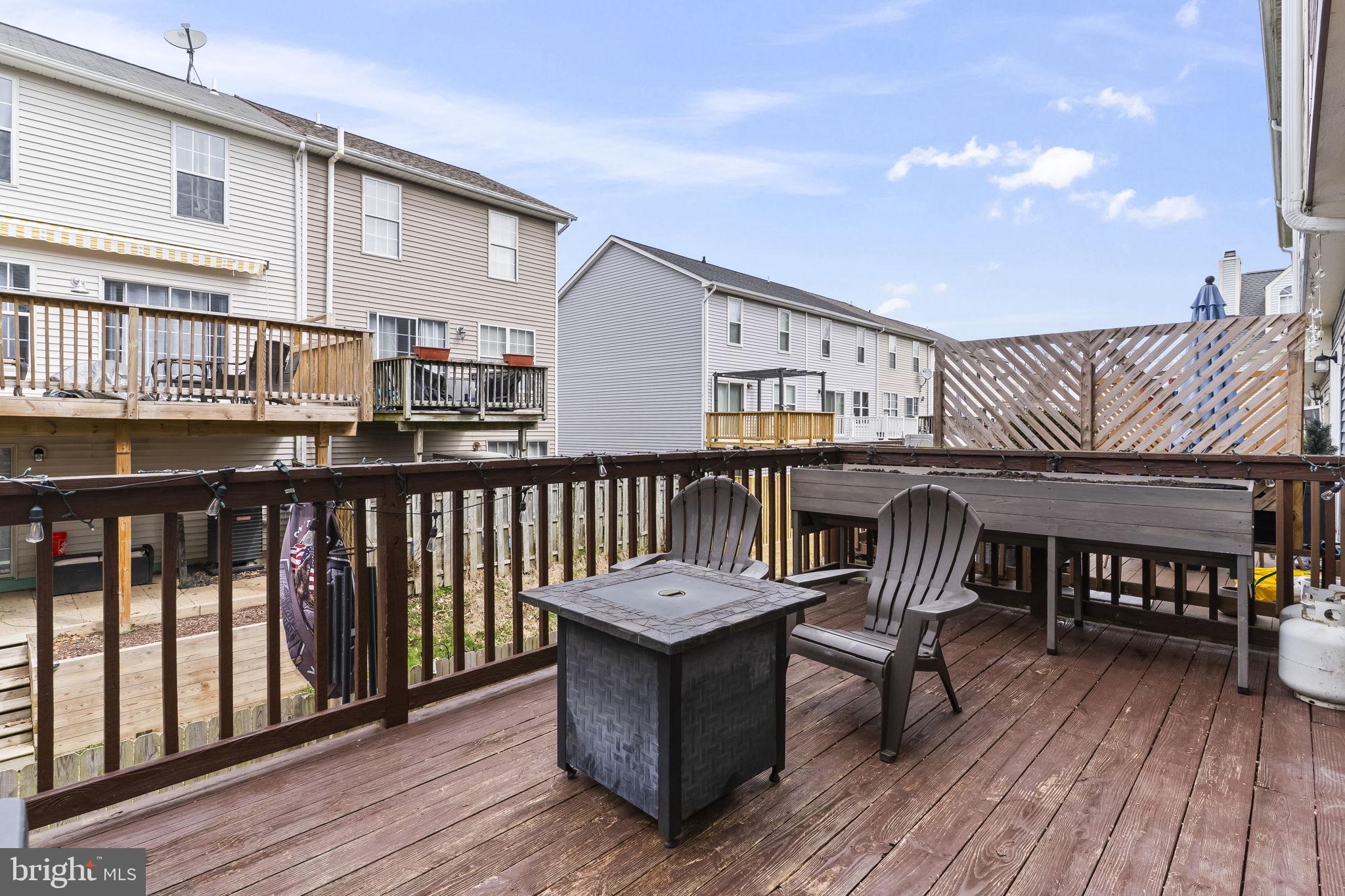 BURNT OAKS - Residential