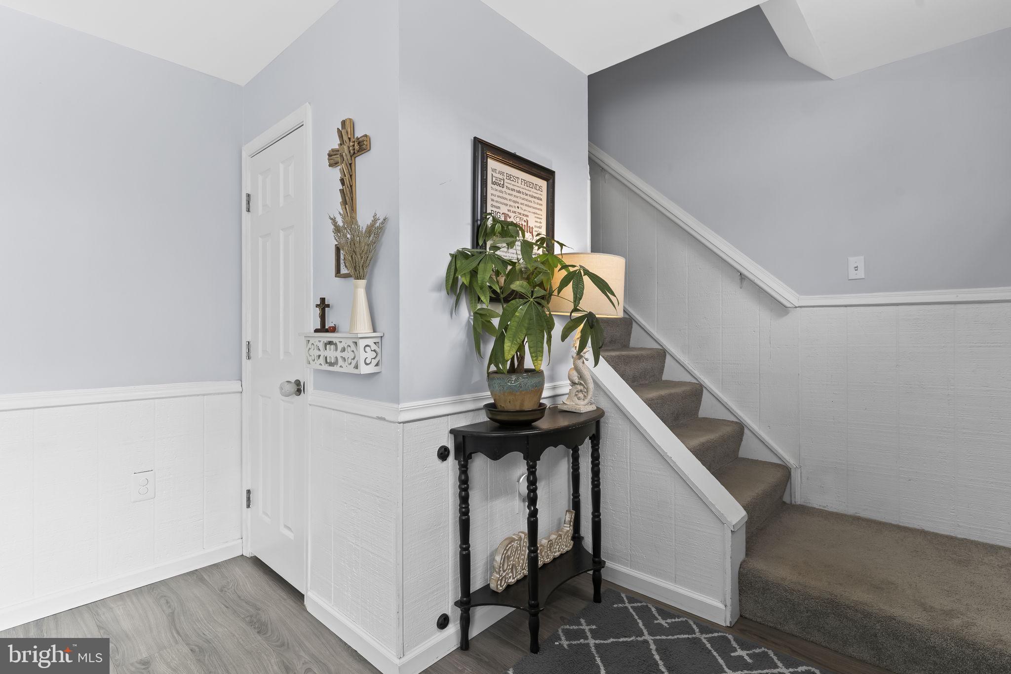 BURNT OAKS - Residential