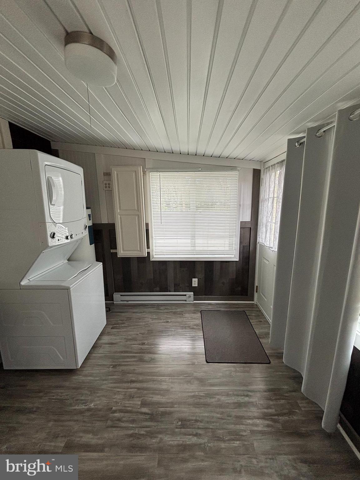 THE POINT - Residential Lease