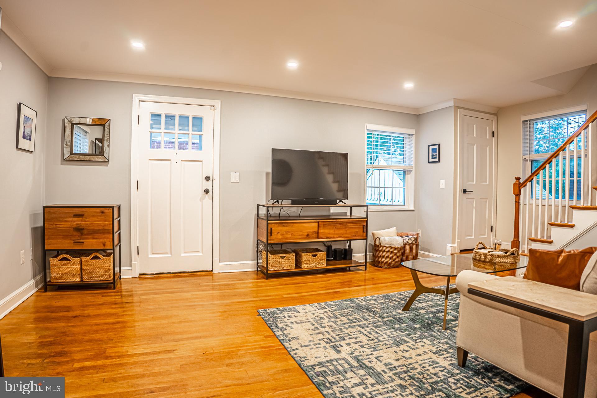 ARLINGTON FOREST - Residential Lease